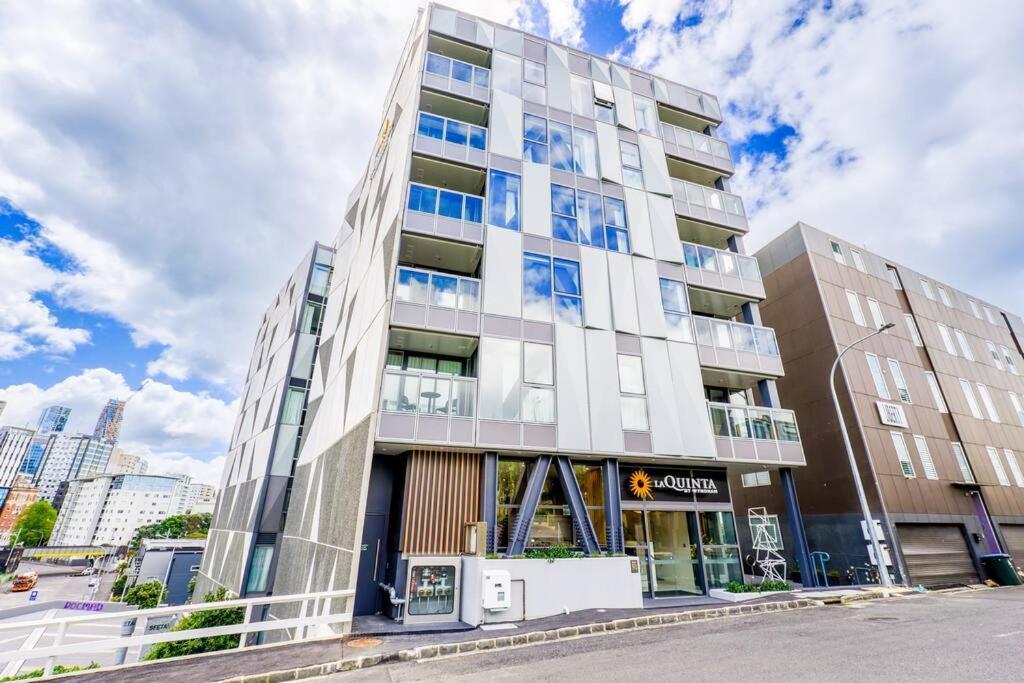 Sophisticated One-bedroom In Parnell