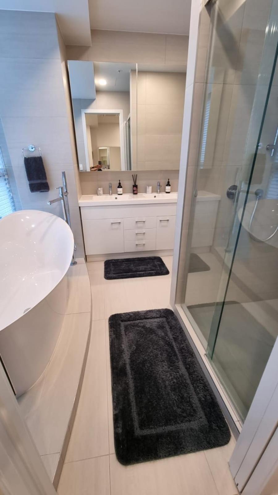New Condo, Auckland, 3br, Pool, Gym, Parking Apartment *