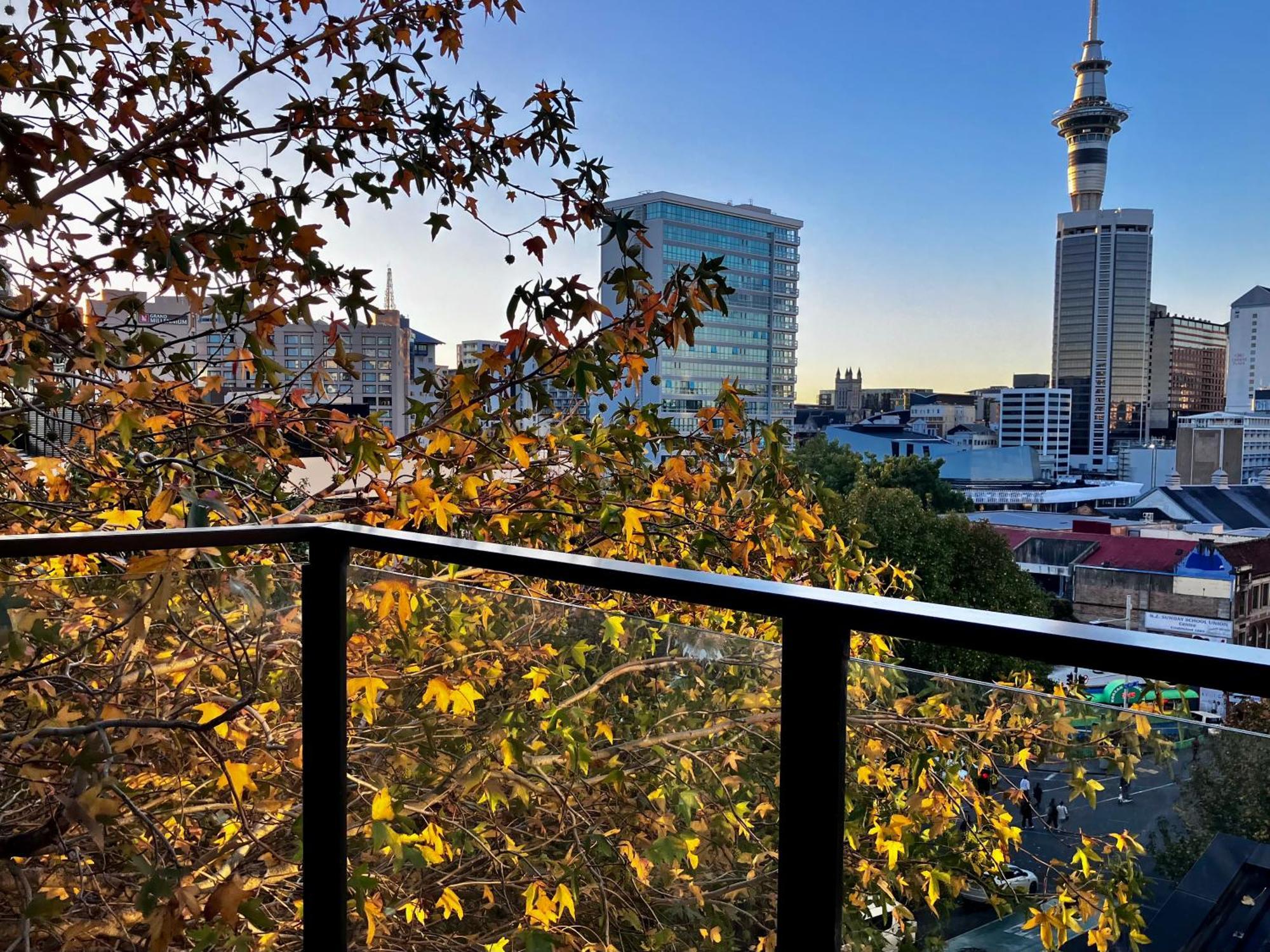 Condo, 2br, 2brm, Pool, Gym, Study * Auckland