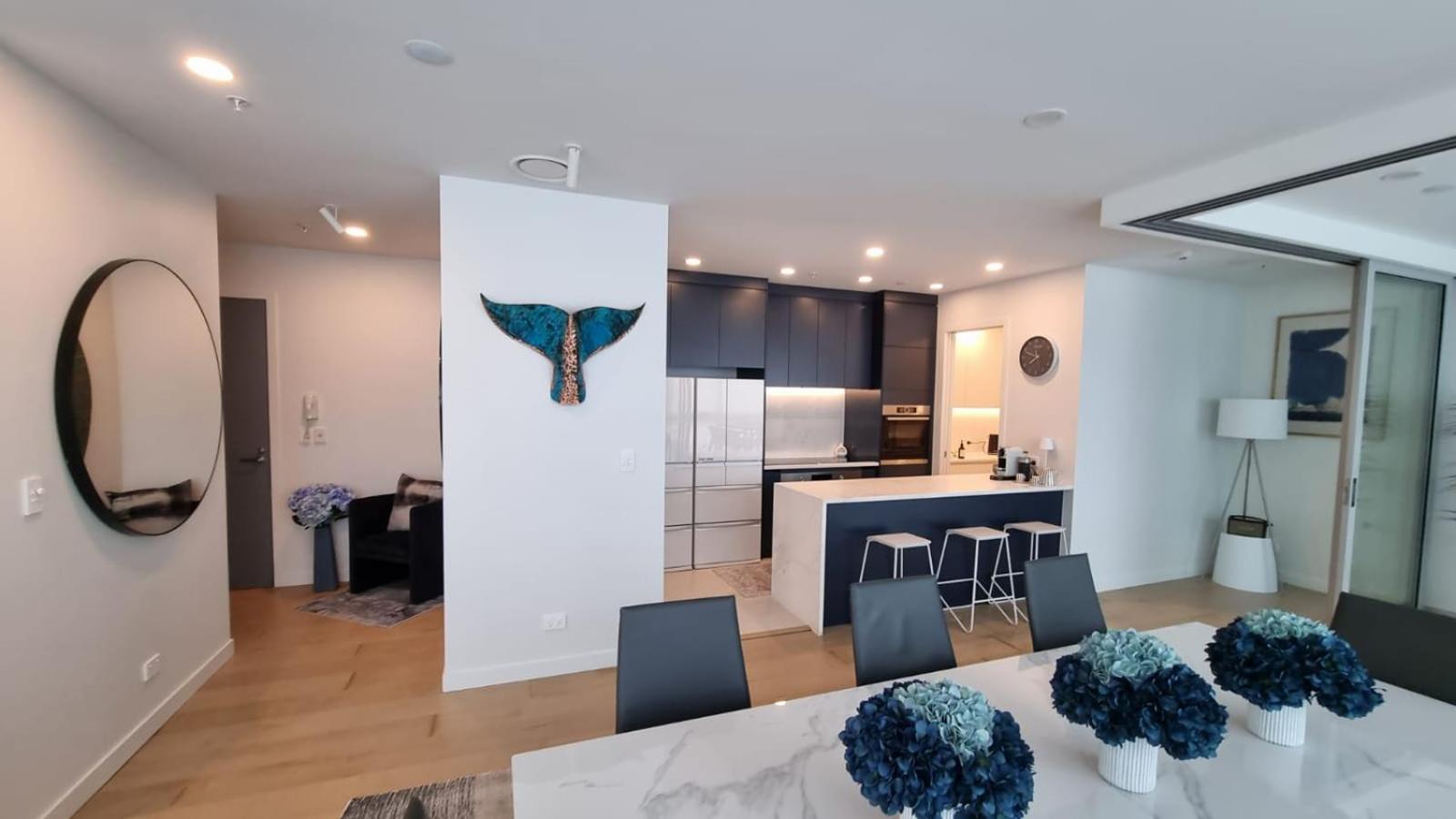 New Condo, Auckland, 3br, Pool, Gym, Parking Apartment *