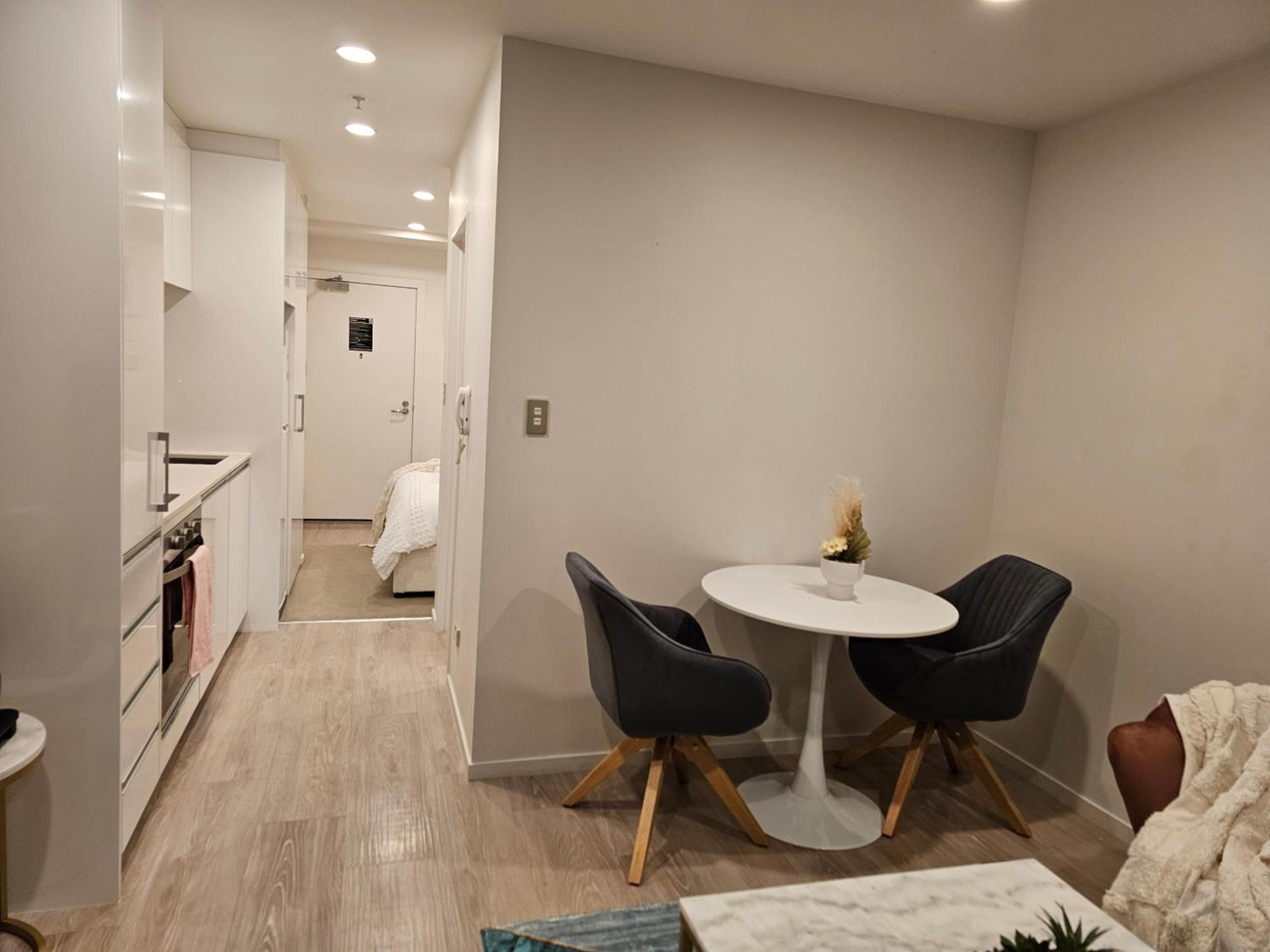 Apartment Urban Haven - Spa, Pool And Patio *