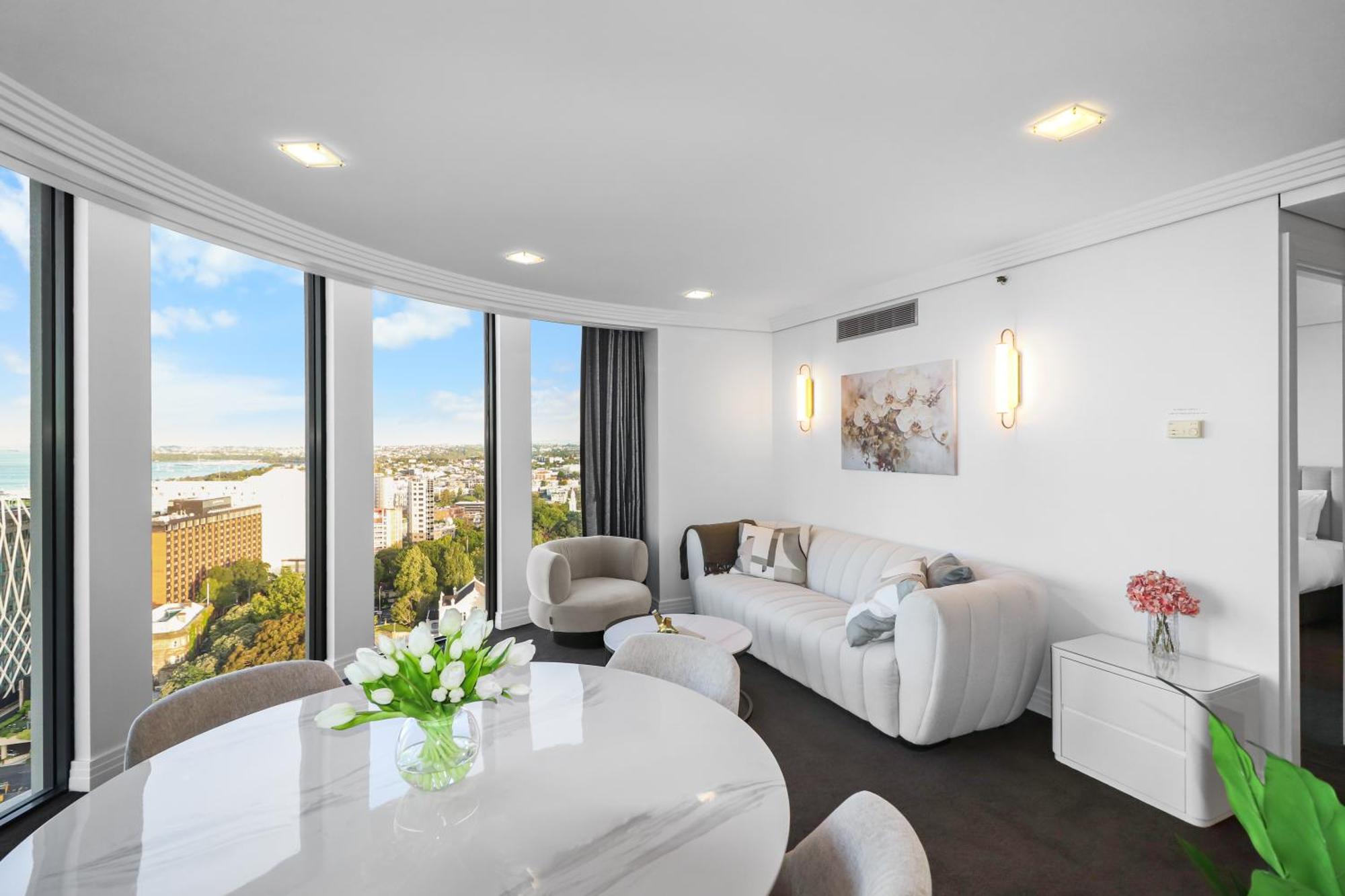 Majestic Metropolis L 2bed Apt Amazing City View