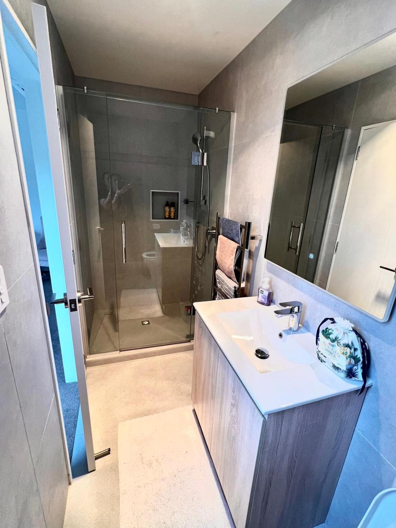 Homestay New Town House In Lane *