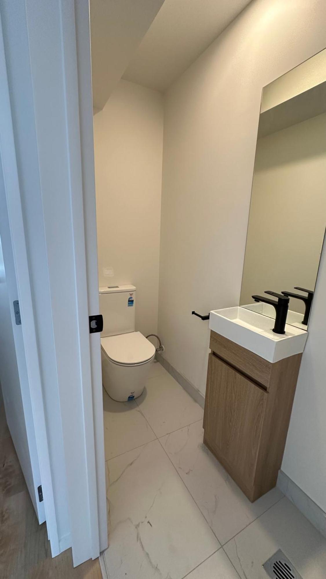 Stylish New Modern 3-br In - Perfect For Your Next Getaway! *
