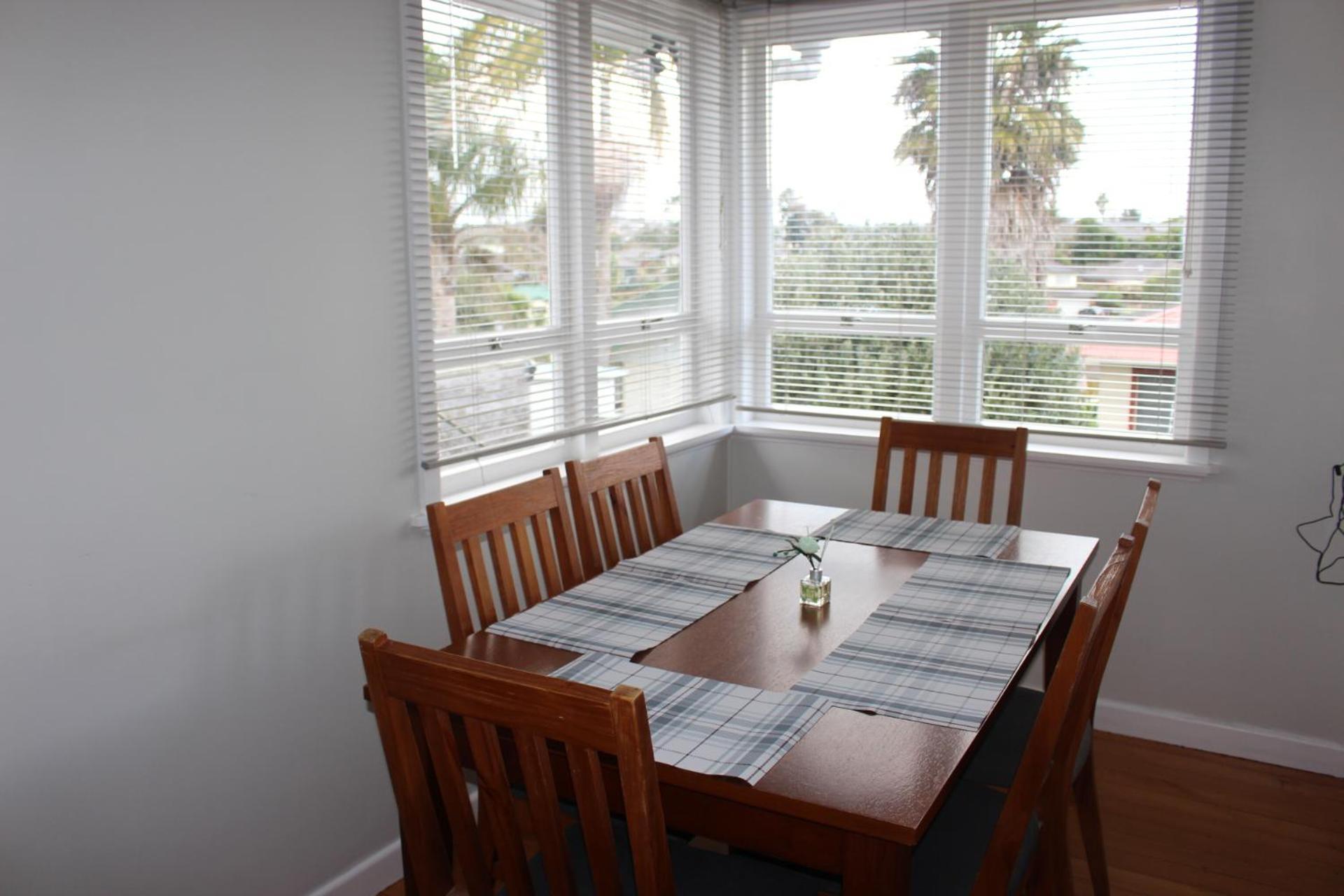 Woodford Living Holiday home *