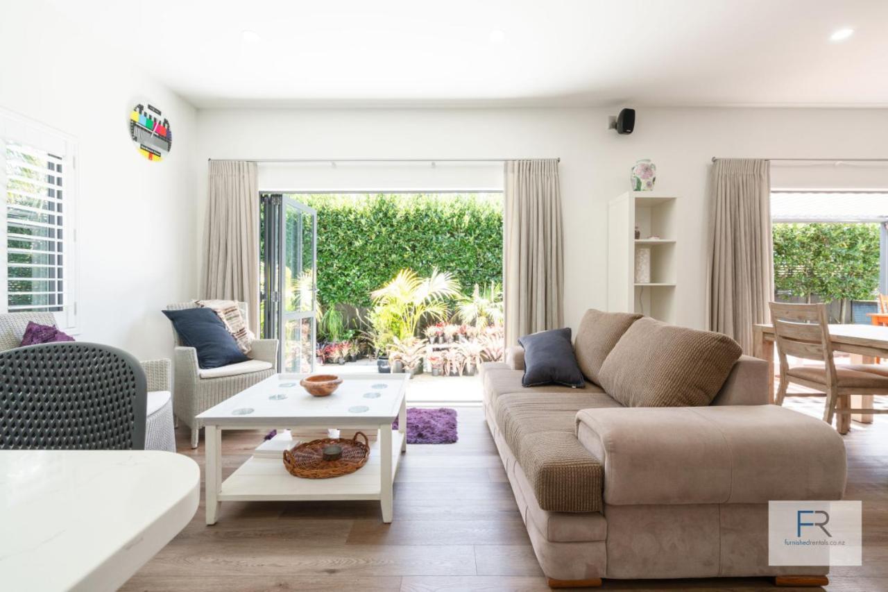 Holiday home Spectacular Tropical Modern *