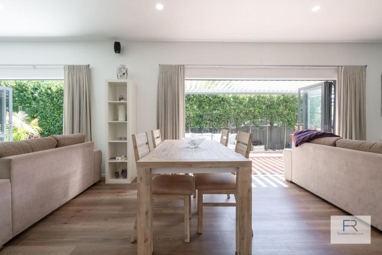 Holiday home Spectacular Tropical Modern *