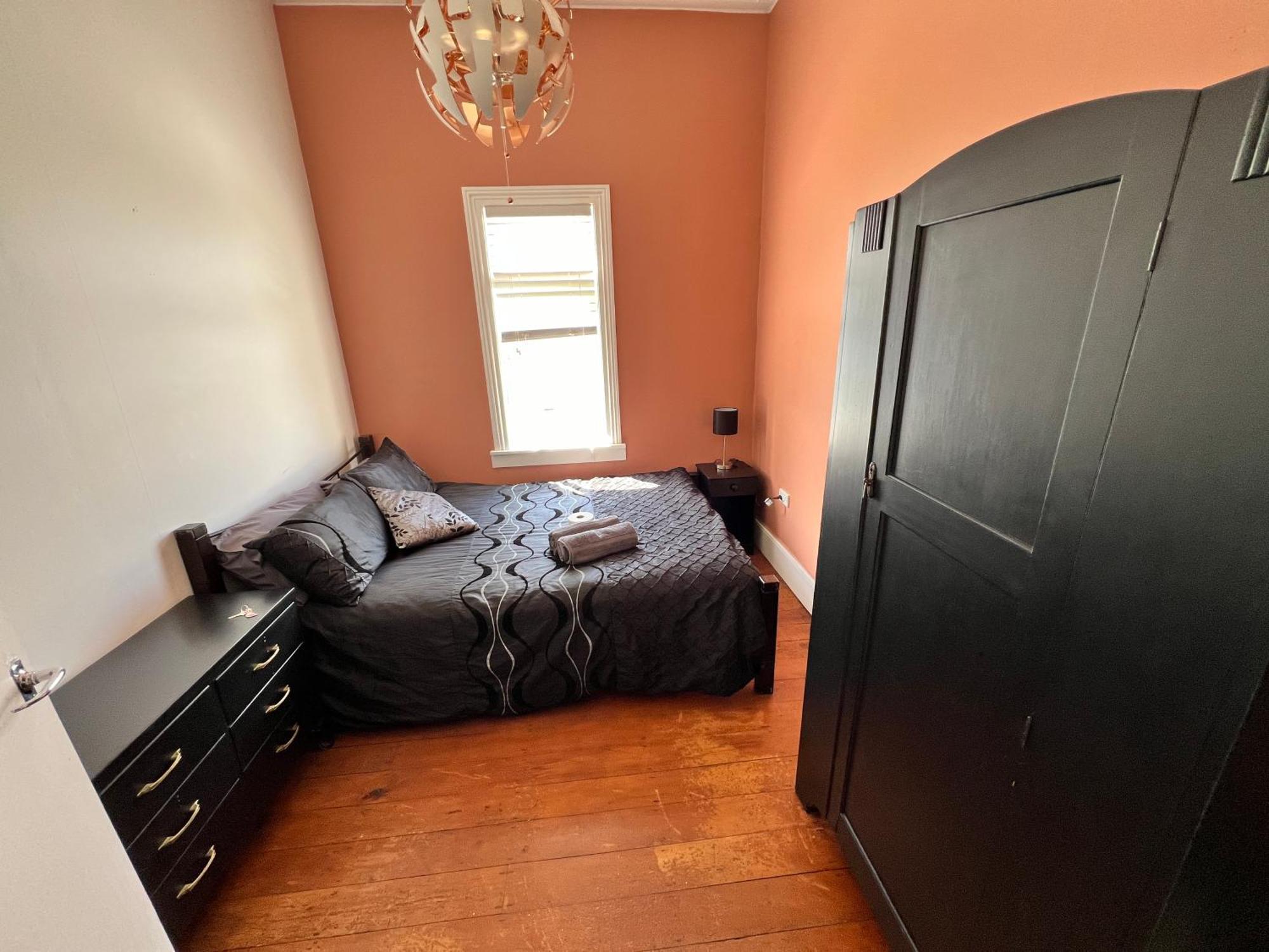 Ponsonby Paget House Homestay