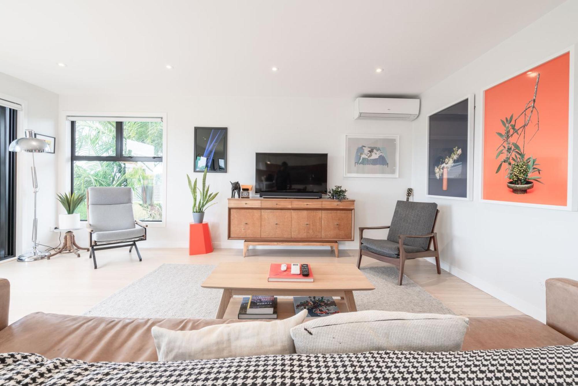Holiday home Stunning Poolside Auckland