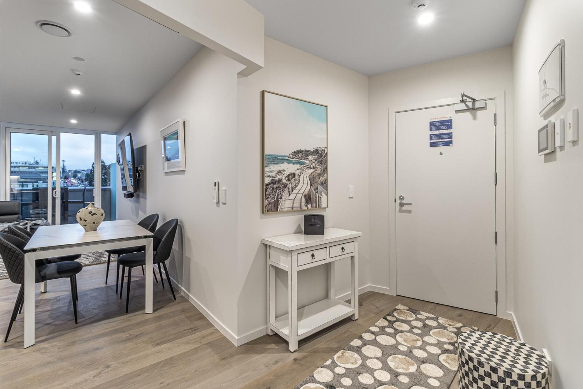 Bright 2br Penthouse Family Friendly Near Arena Auckland