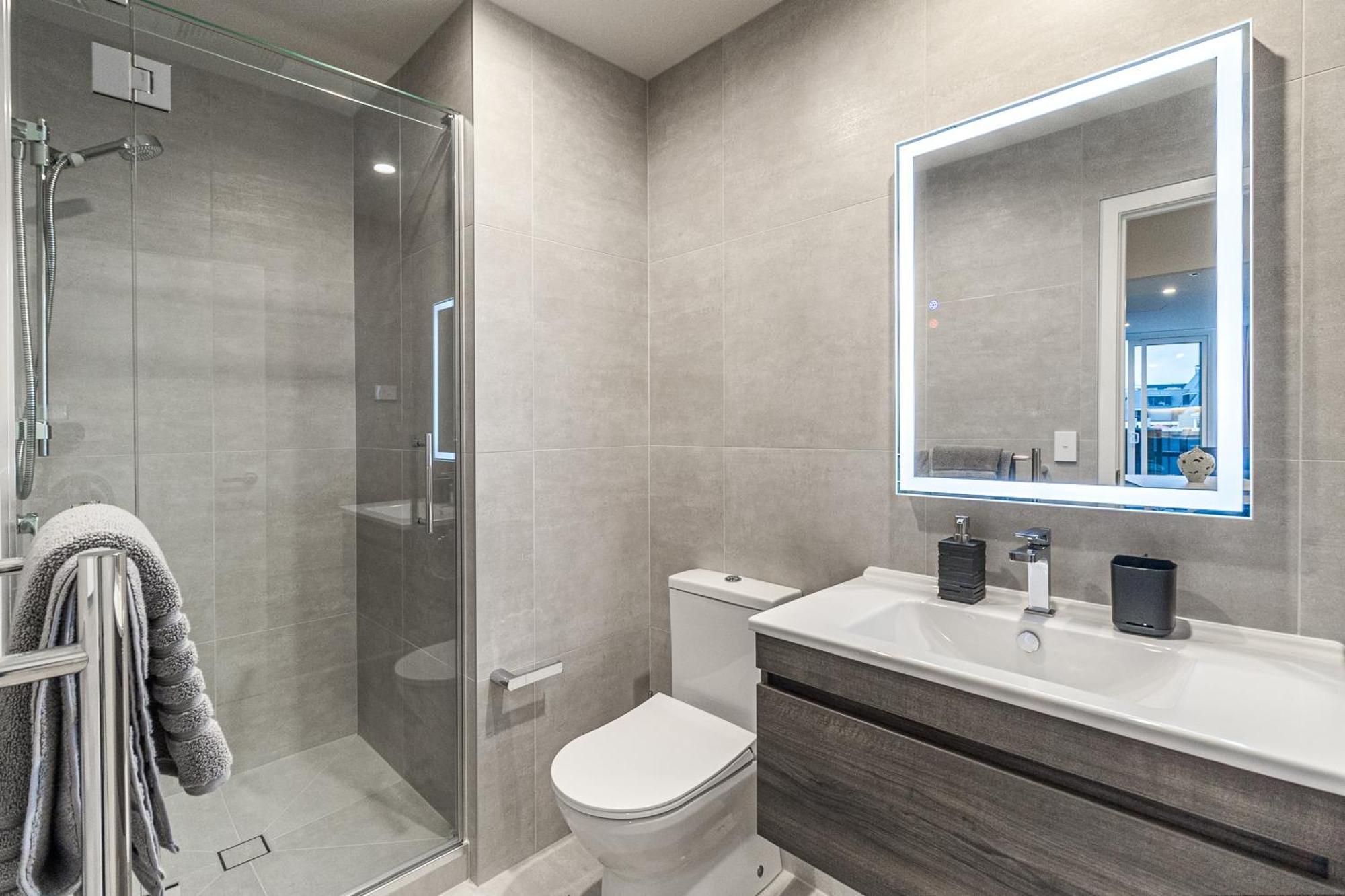 Bright 2br Penthouse Family Friendly Near Arena * Auckland