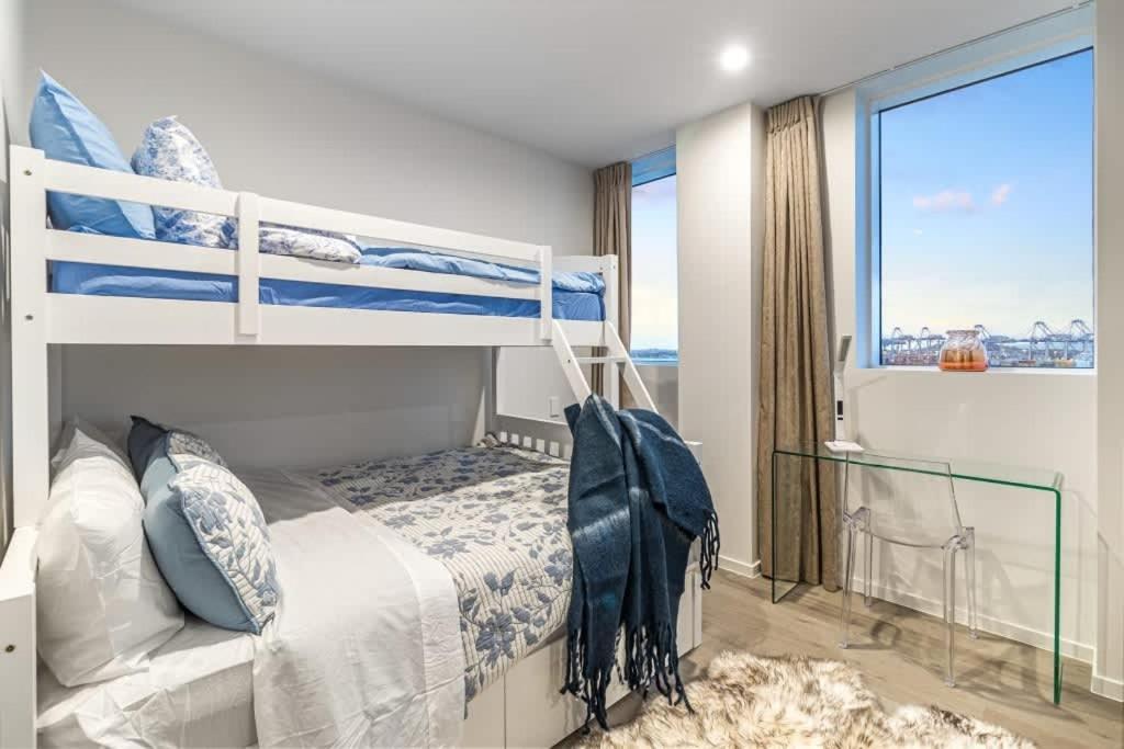 Apartment Bright 2br Penthouse Family Friendly Near Arena