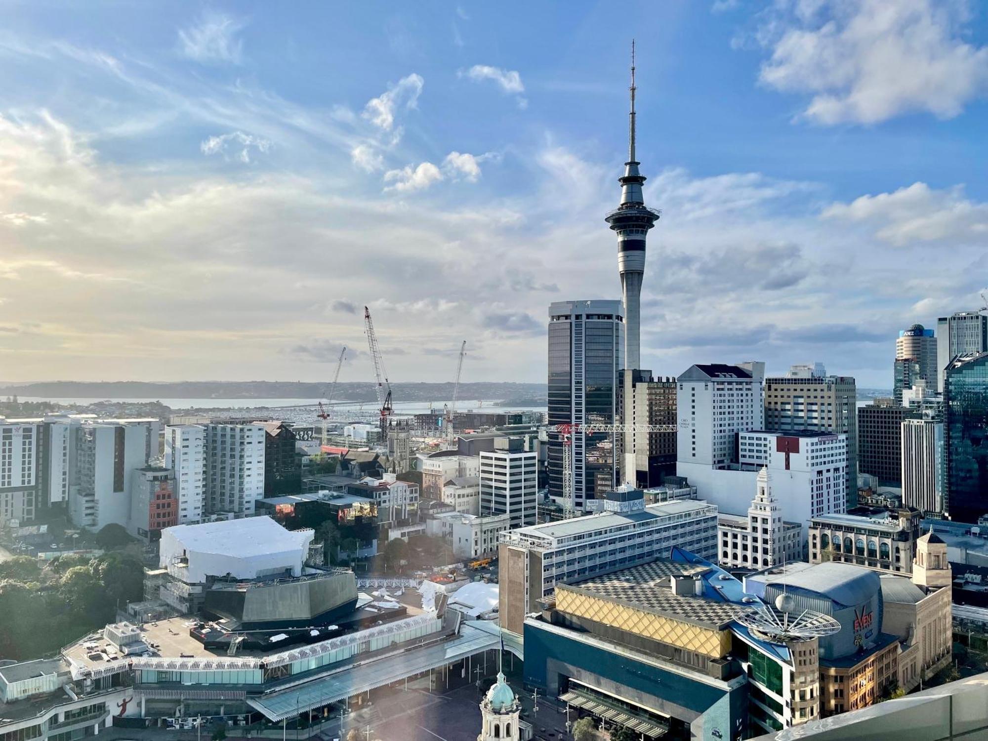 Stunning 3 Bedroom Penthouse In Cbd Auckland