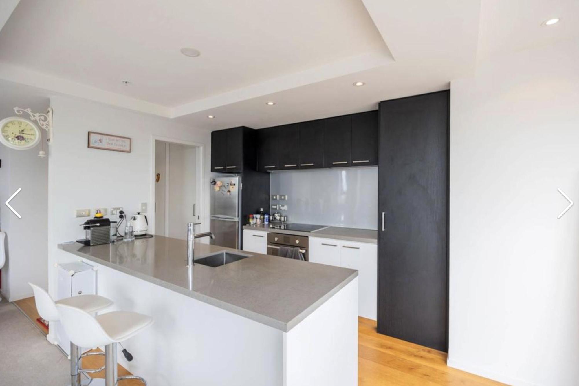 Stunning 3 Bedroom Penthouse In Cbd * Auckland