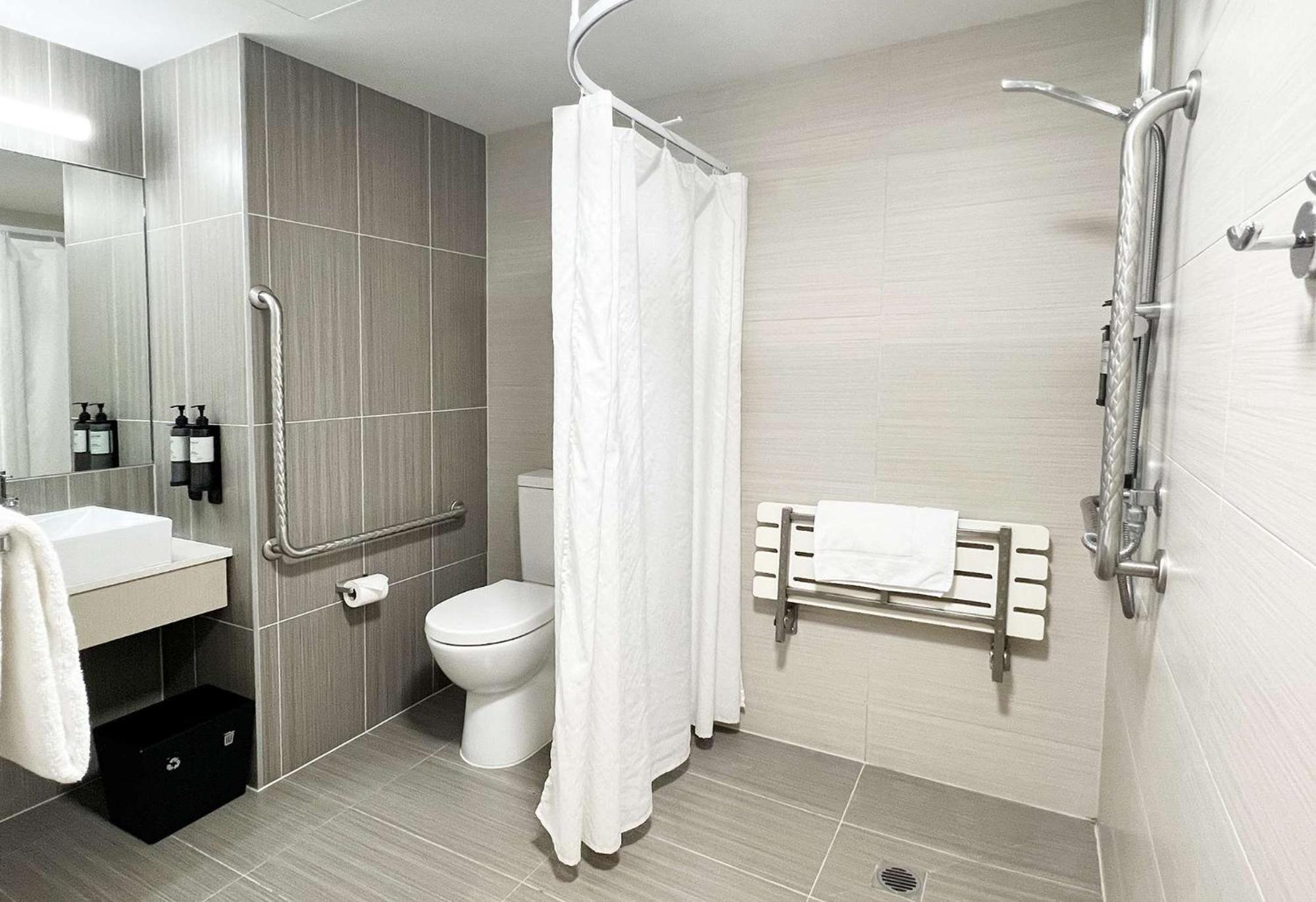 Sudima Airport Hotel
