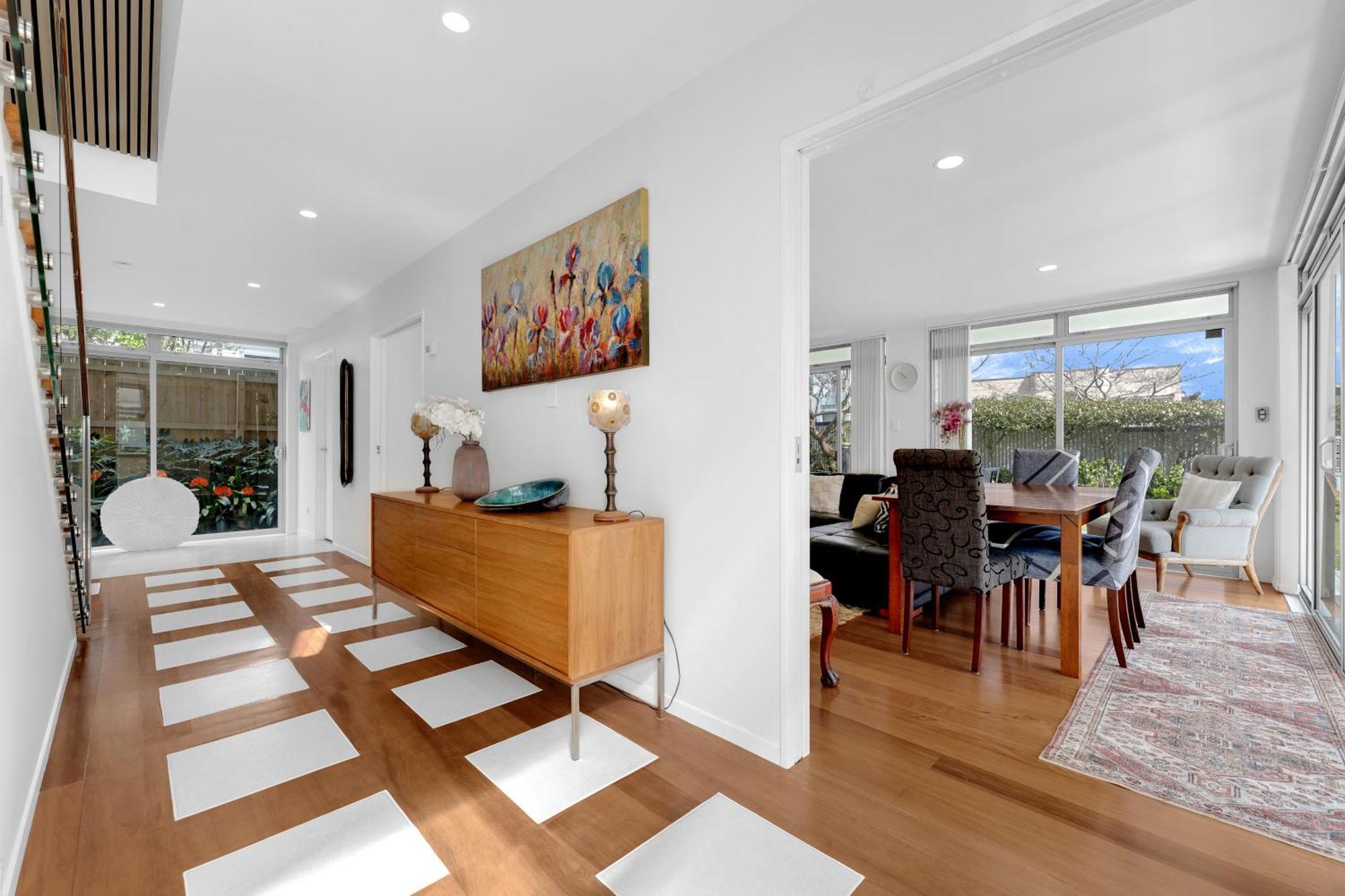 The Bays 5* Auckland