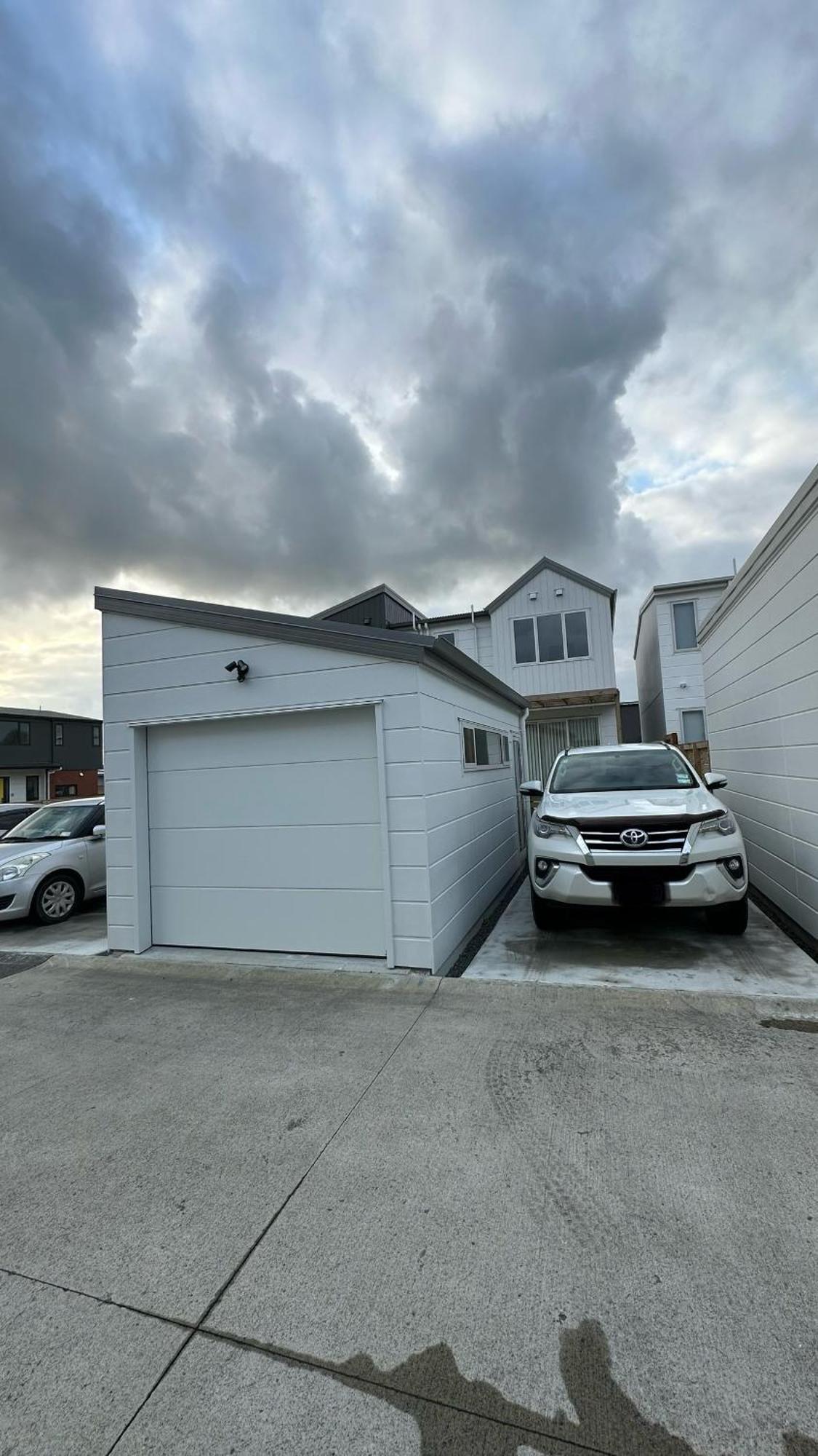Holiday home Stylish New Modern 3-br In - Perfect For Your Next Getaway!