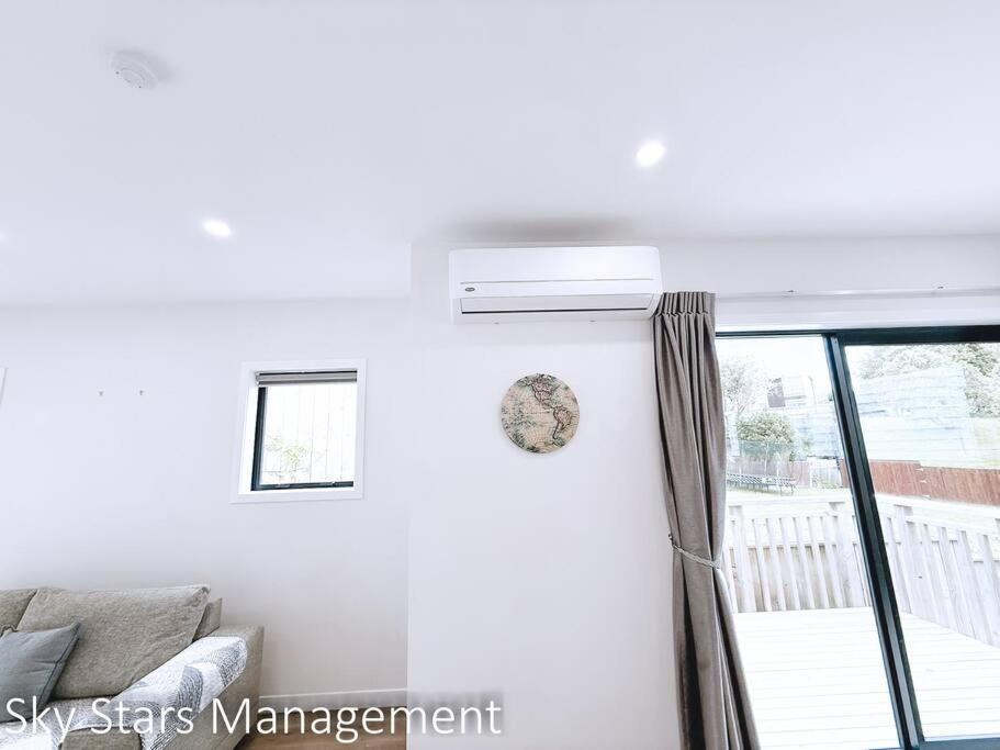 Hot Deal! Stunning Modern House In Ellerslie Villa Auckland