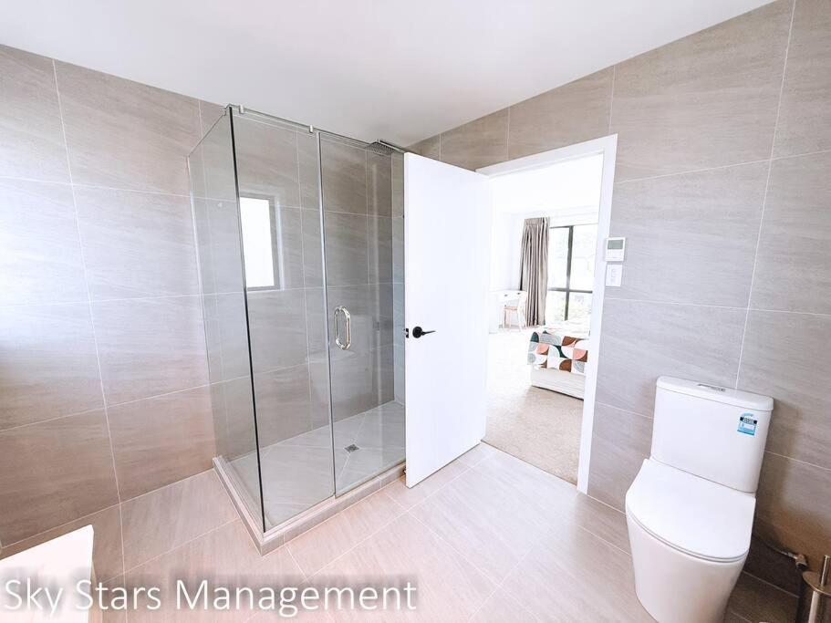 Villa Hot Deal! Stunning Modern House In Ellerslie Auckland