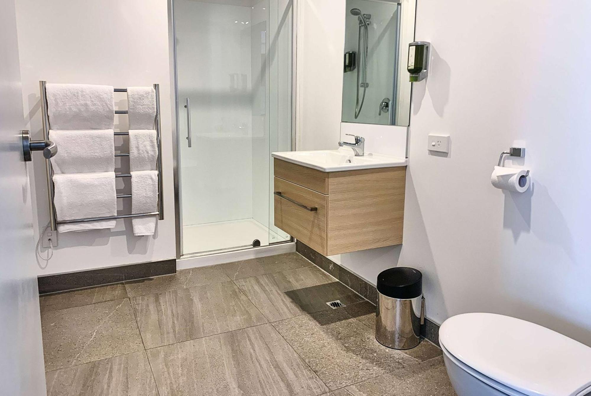 Ramada By Wyndham Albany Aparthotel