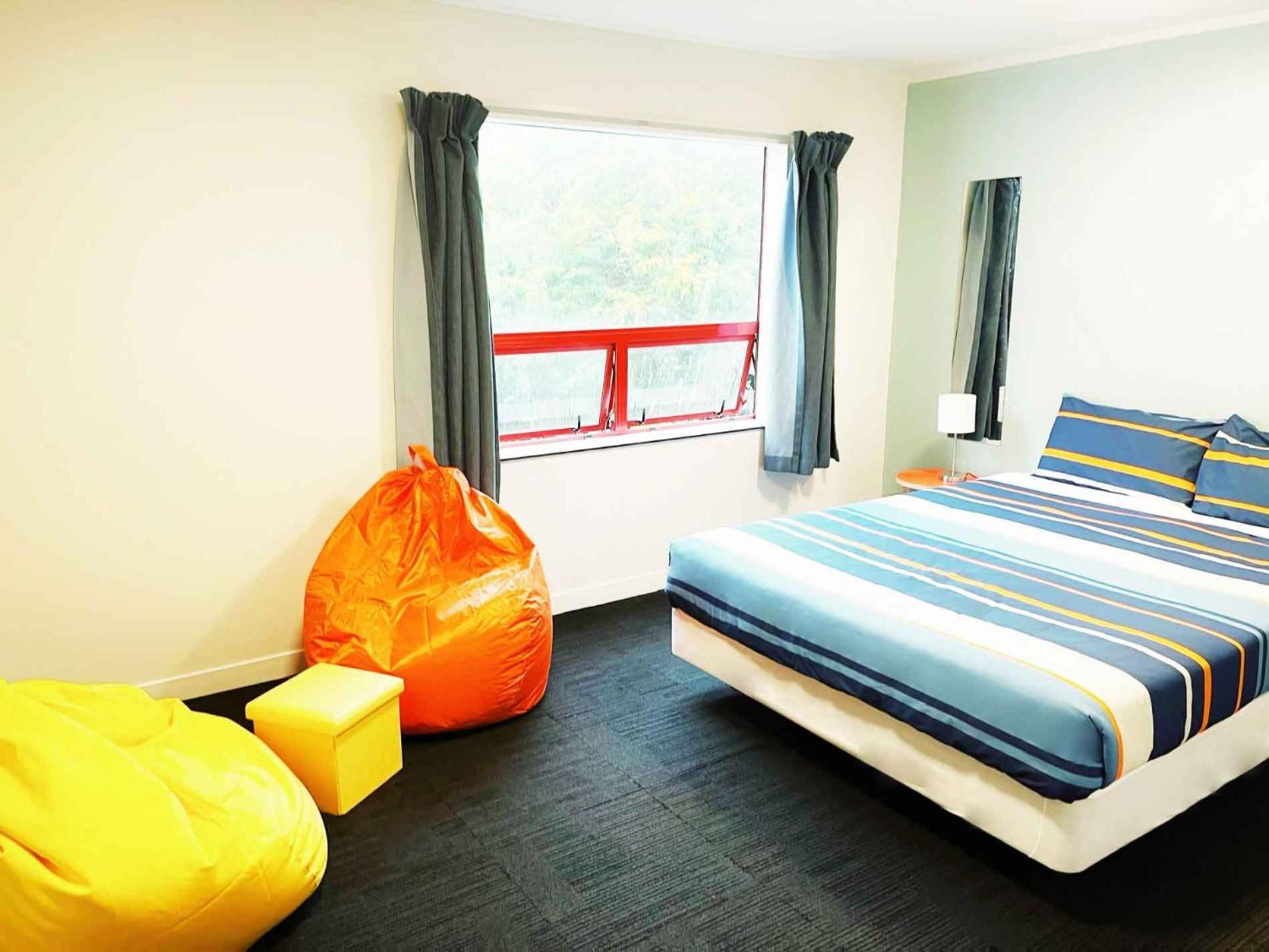 United Hostel