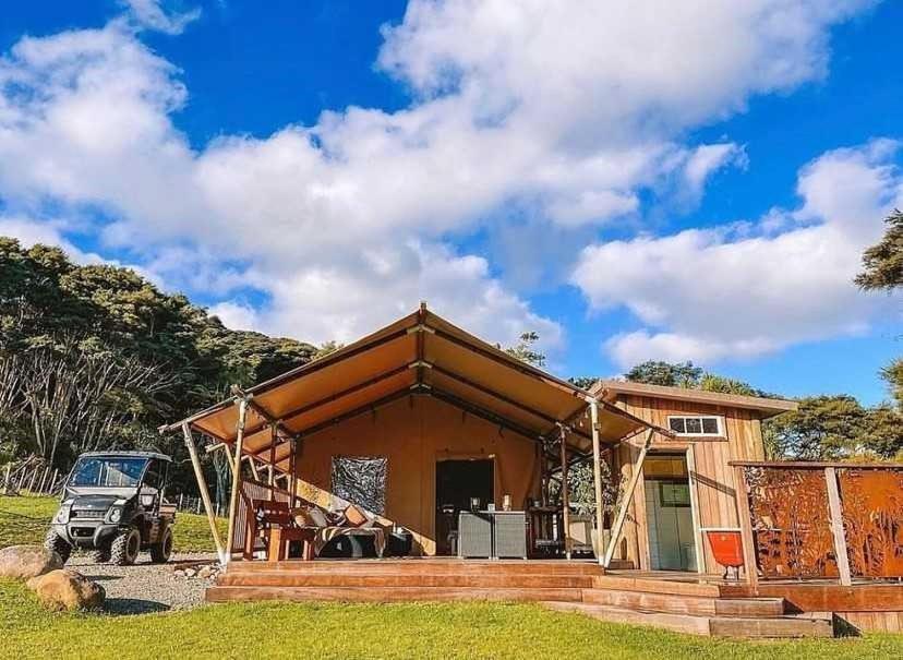 Bethells Luxury Retreat - Glamping Auckland