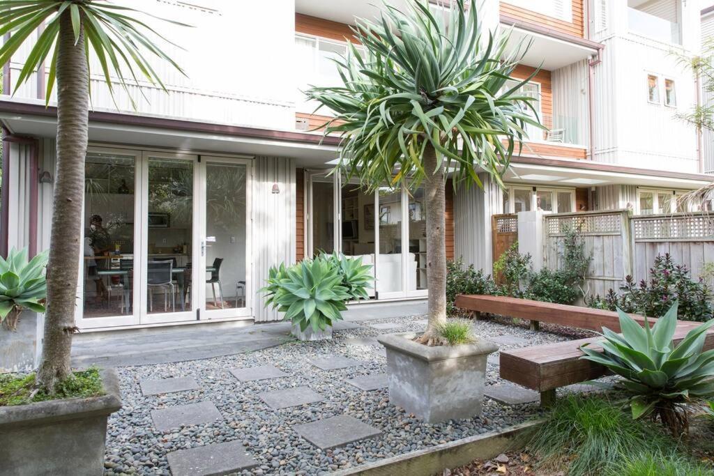 Parnell Ridge Top Townhouse Apartment *
