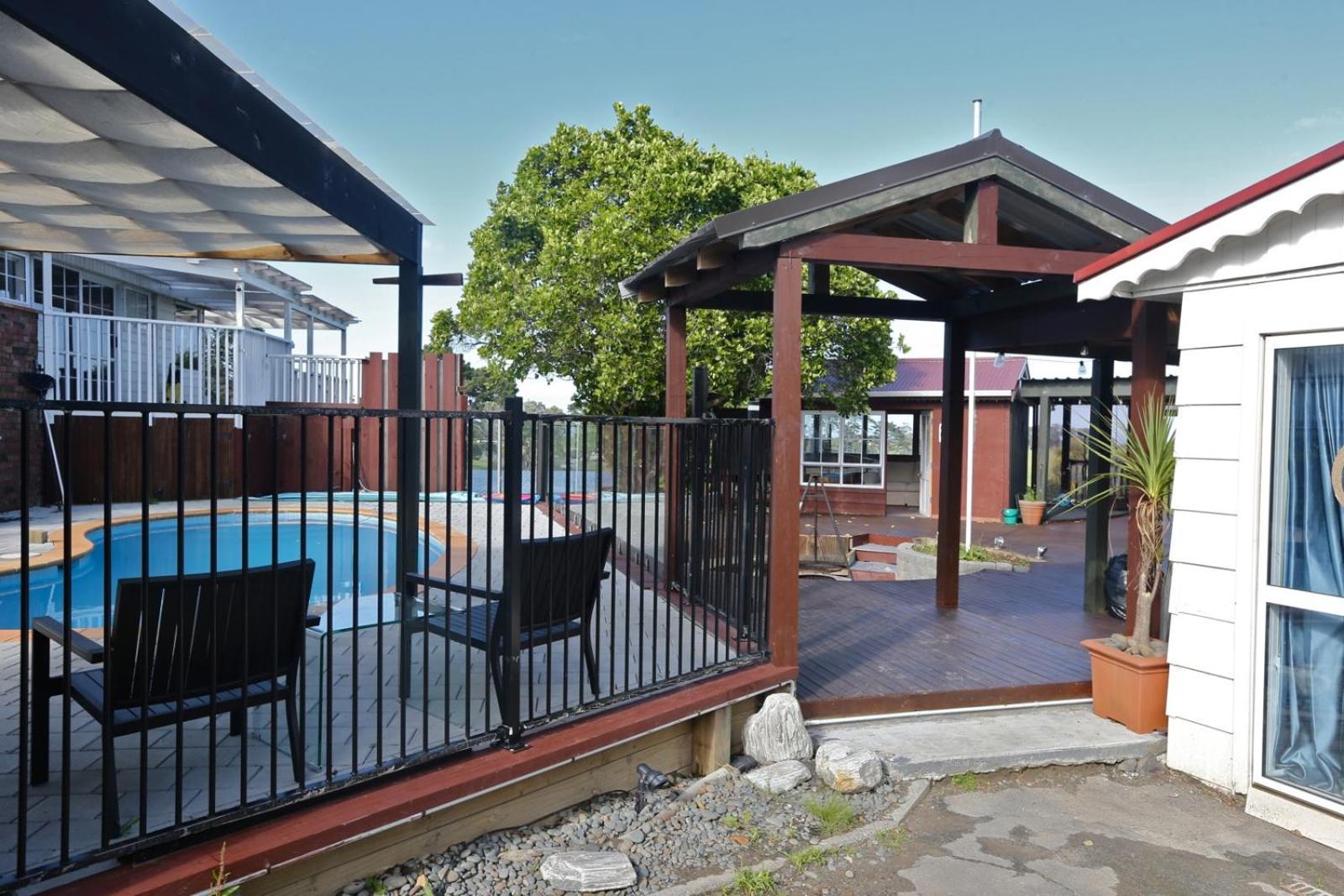 House In Totara Park Holiday home Auckland