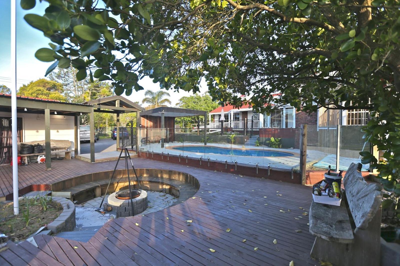 House In Totara Park