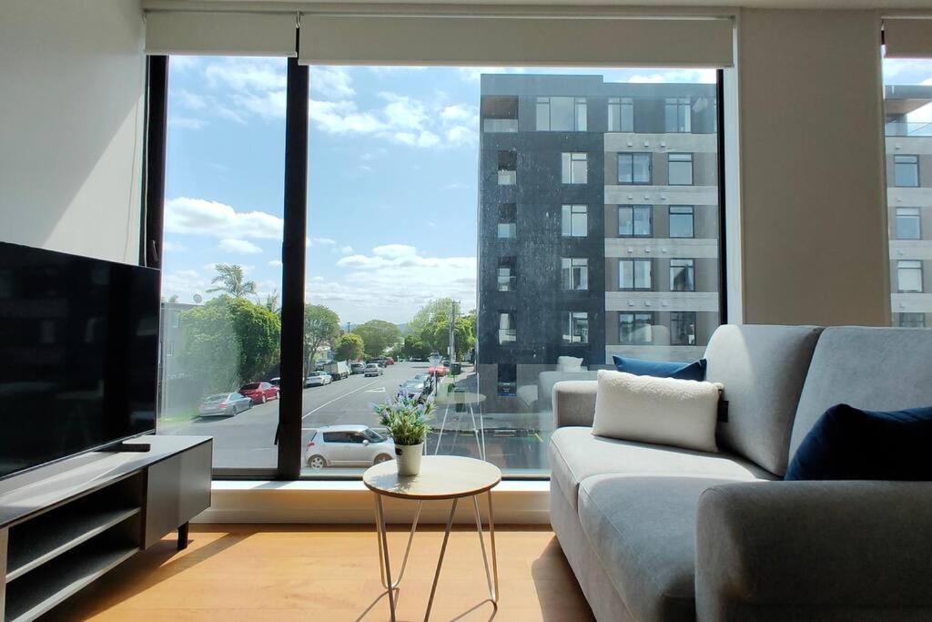 1 Bed 1 Sofa Bed Family In Grey Lynn Apartment Auckland