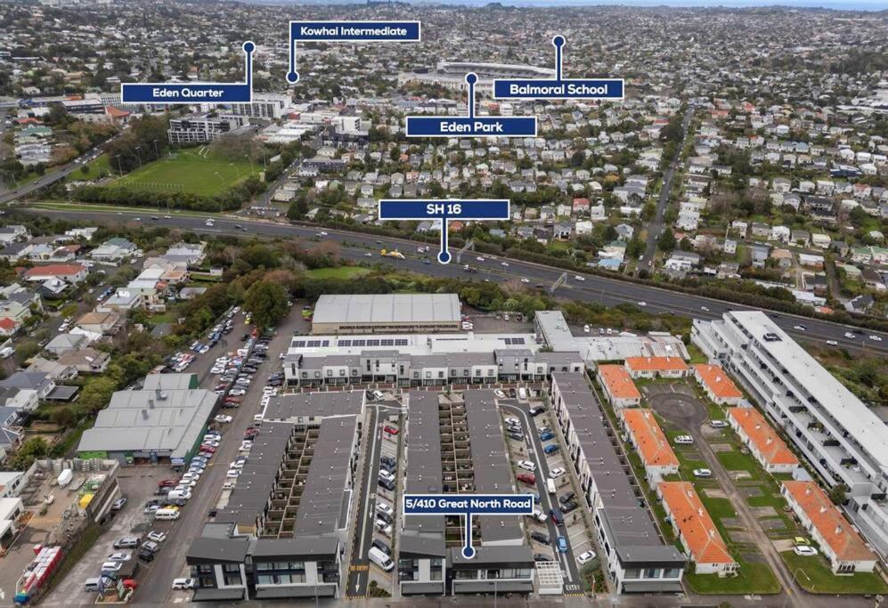1 Bed 1 Sofa Bed Family In Grey Lynn