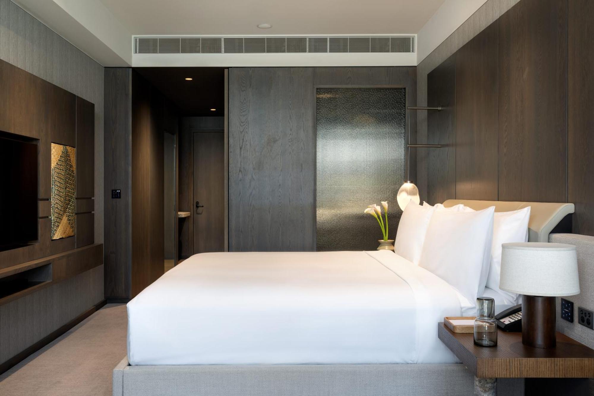 Intercontinental By Ihg Hotel 5*