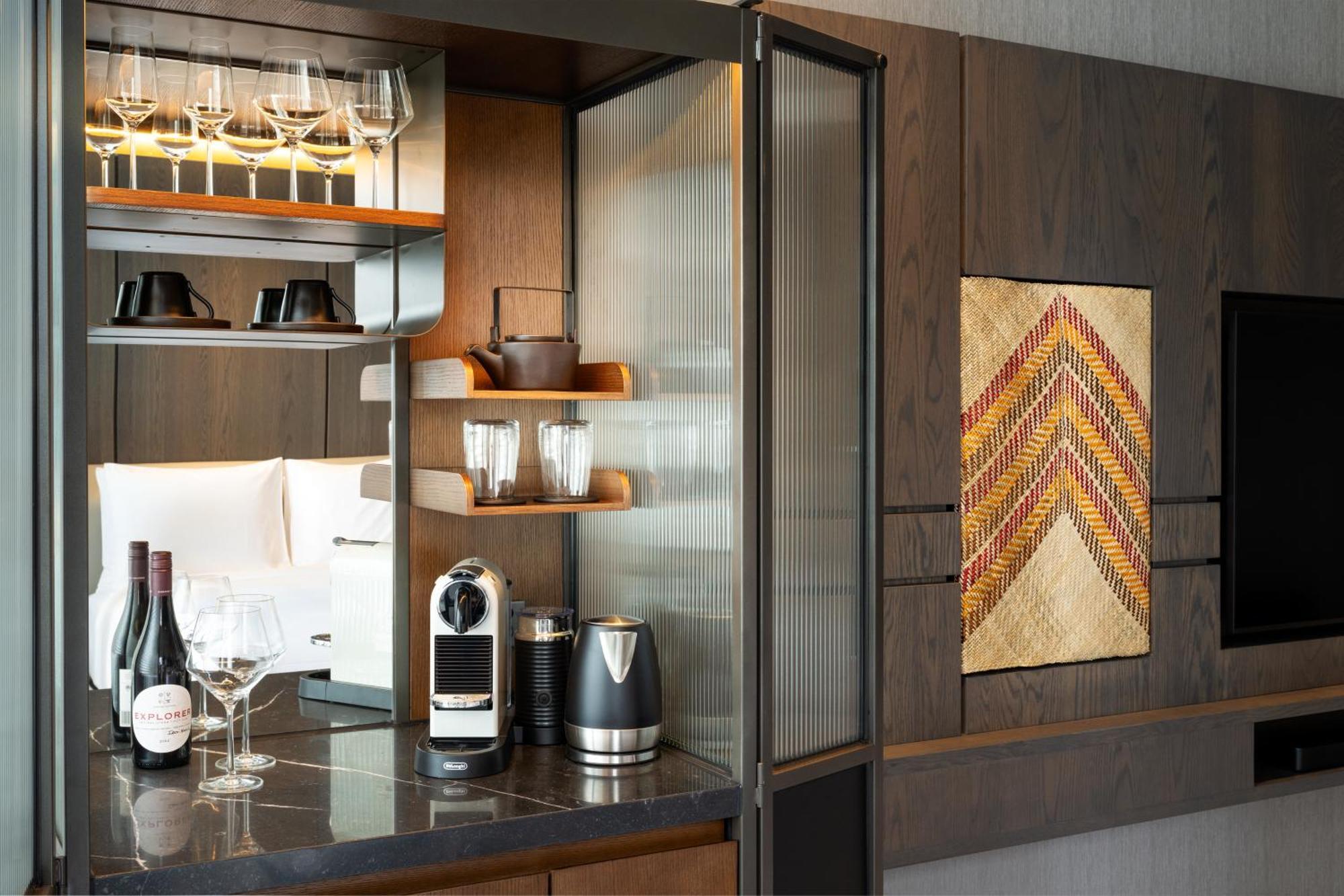 Intercontinental By Ihg Hotel 5*