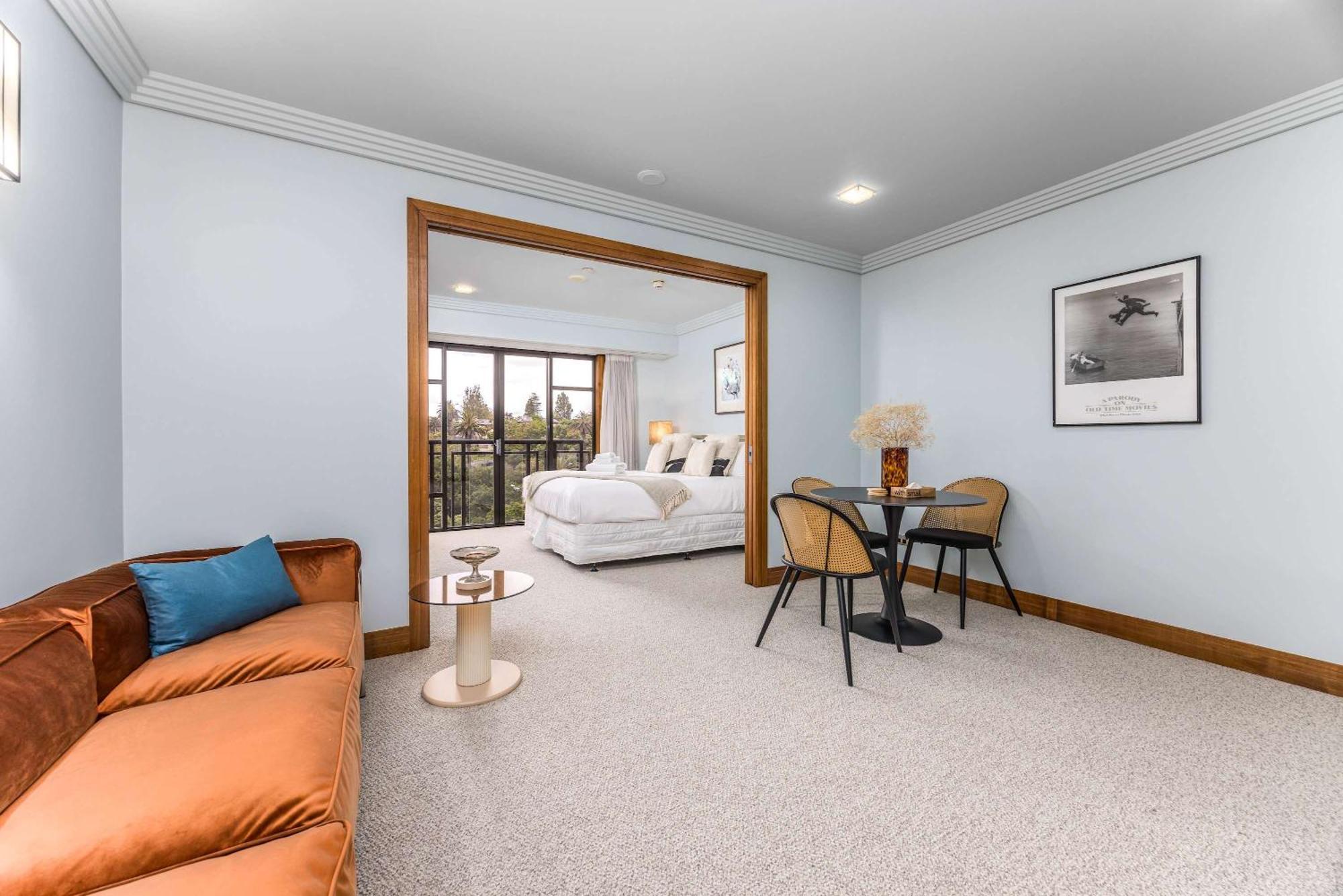 Heart Of 1br Gem With Pool And Gym Access * Auckland