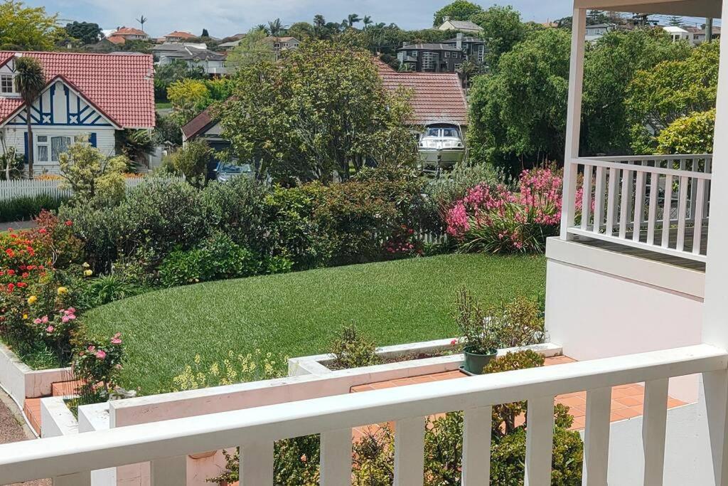 Hot Deal! Sky Stars Coastal Haven Retreat