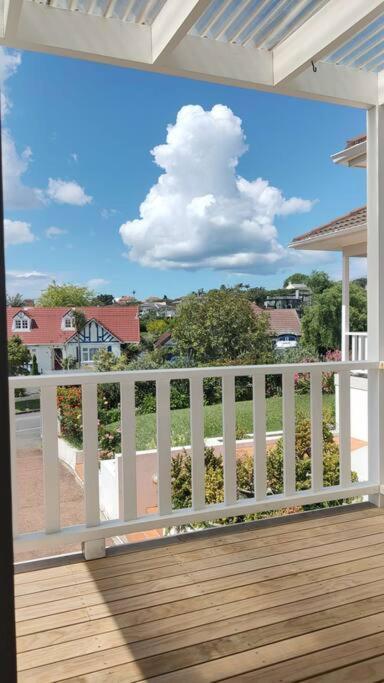Hot Deal! Sky Stars Coastal Haven Retreat Auckland