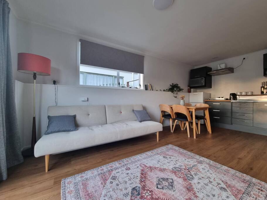 Easy And Cosy In Avondale *
