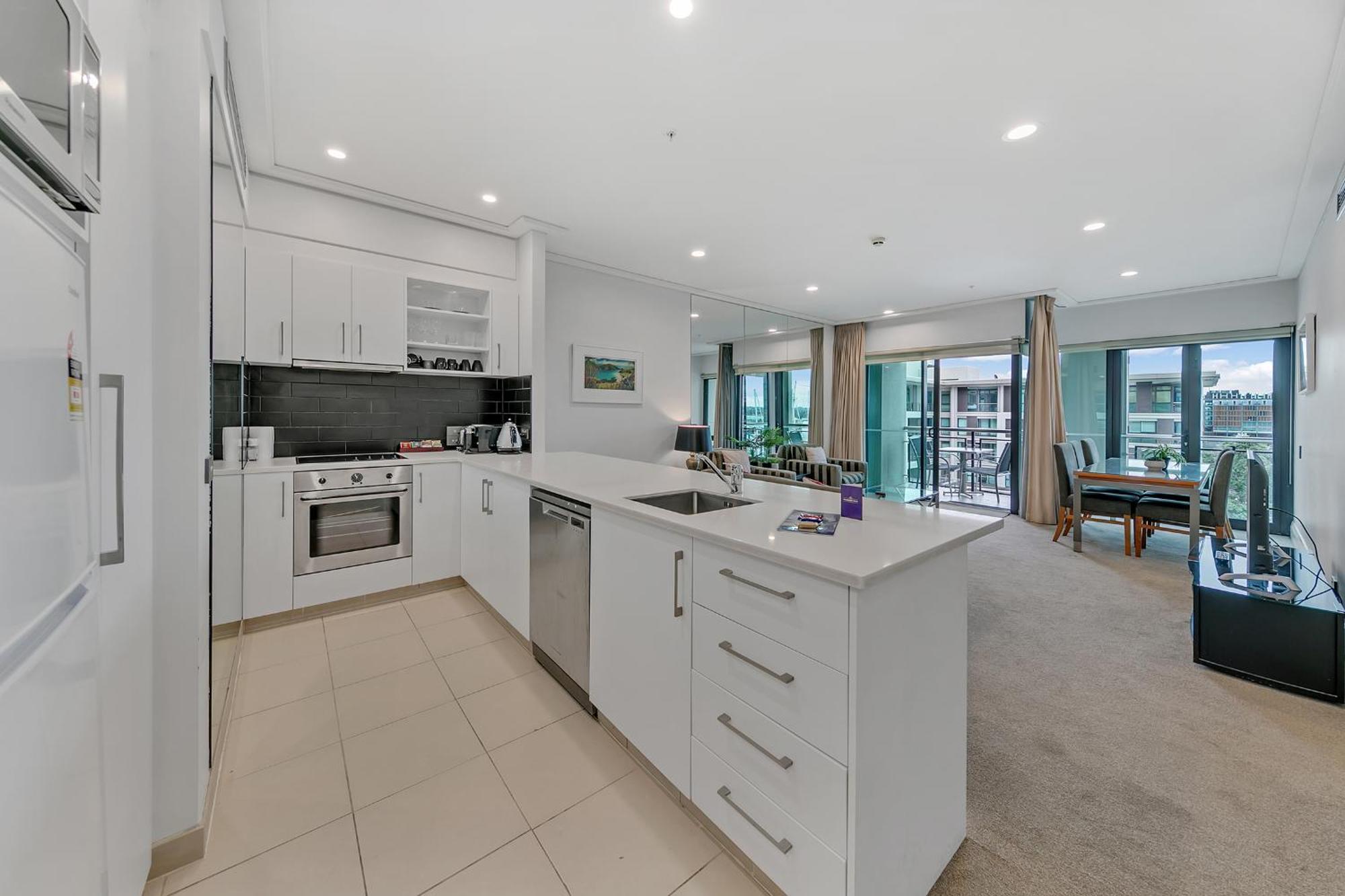 Apartment Luxurious & Spacious Living With Breathtaking Views
