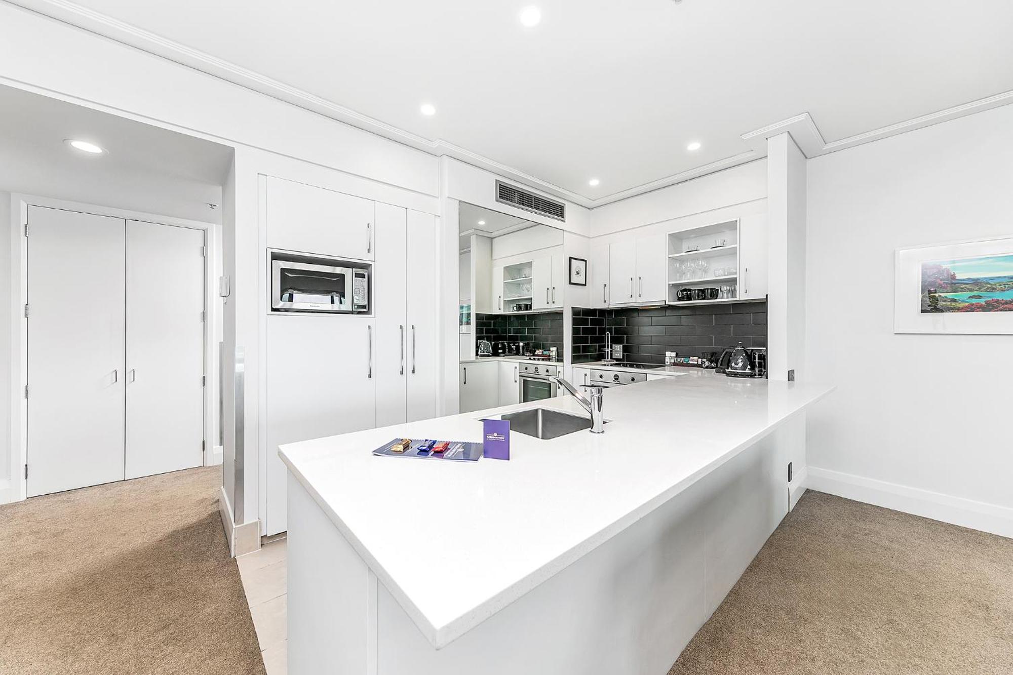 Apartment Sophisticated Spacious W Stunning Harbour View Auckland