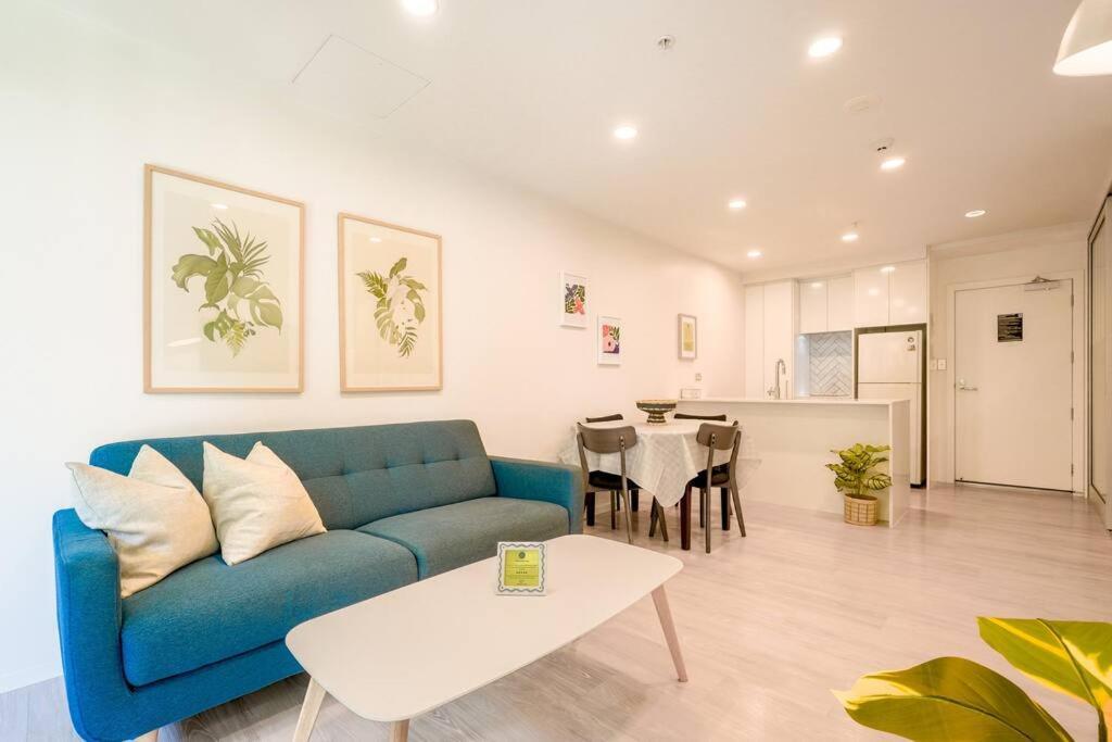 Stunning And Serene Two-bedroom Auckland