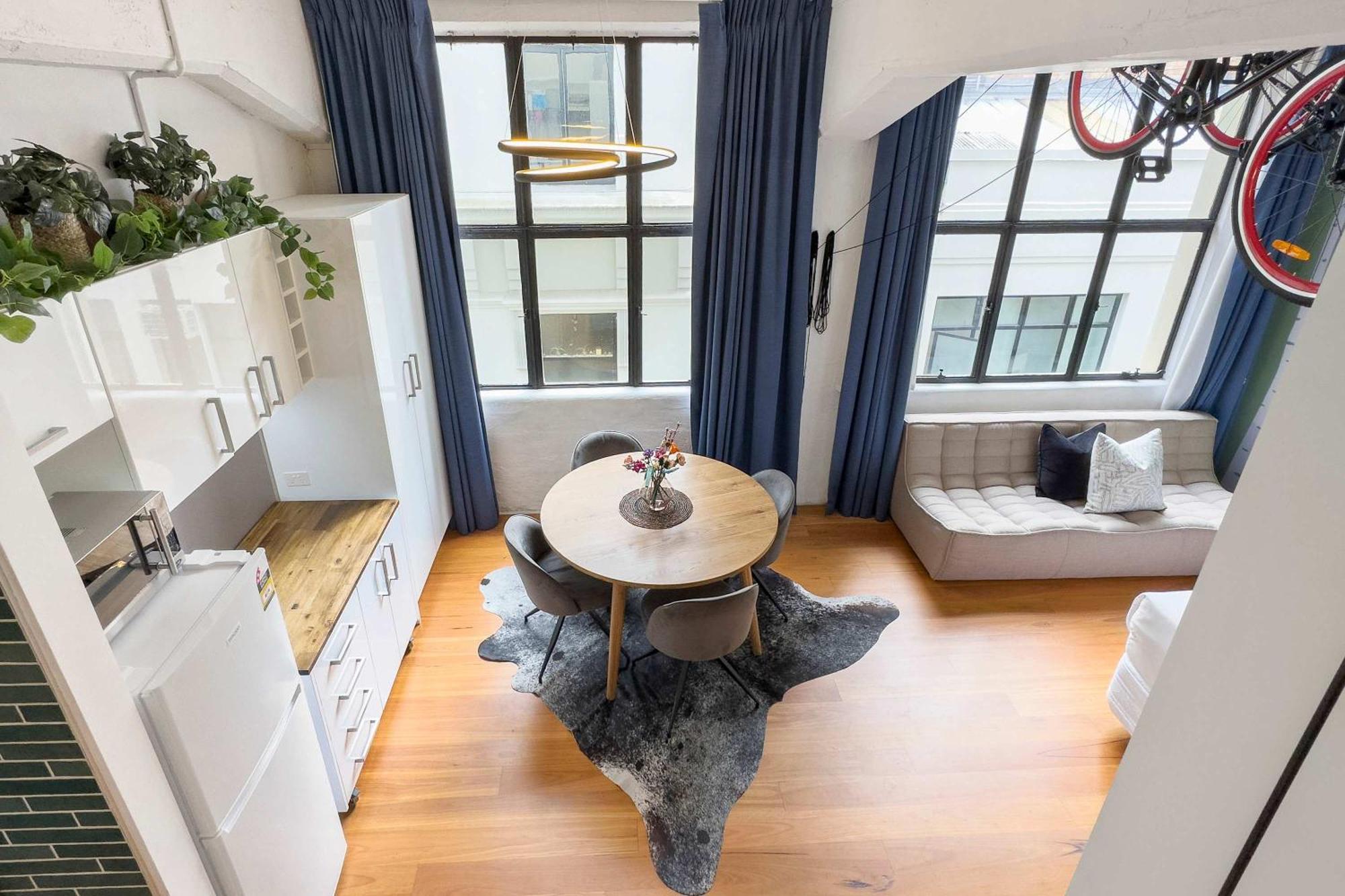 Loft W Bikes Wifi Cbd Apartment