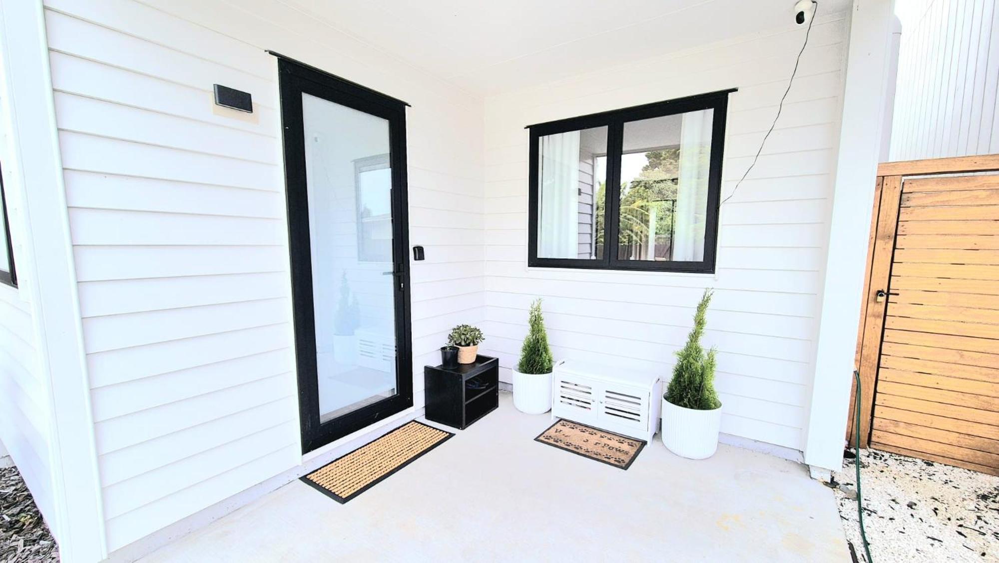 Brand New Beauty * Auckland