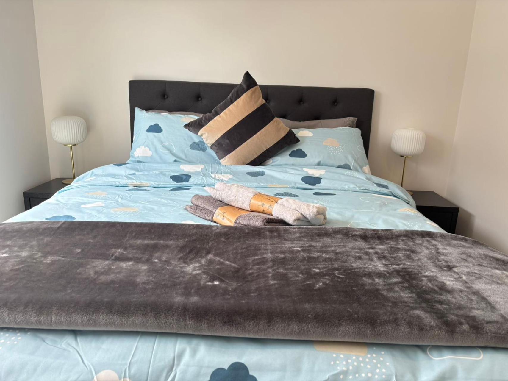 Epsom Tidy House Unit 5