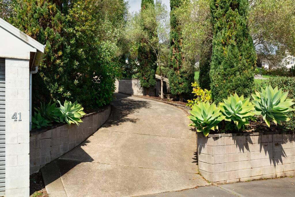 Welcome To Luxury Living In Cbd Near Mission Bay *