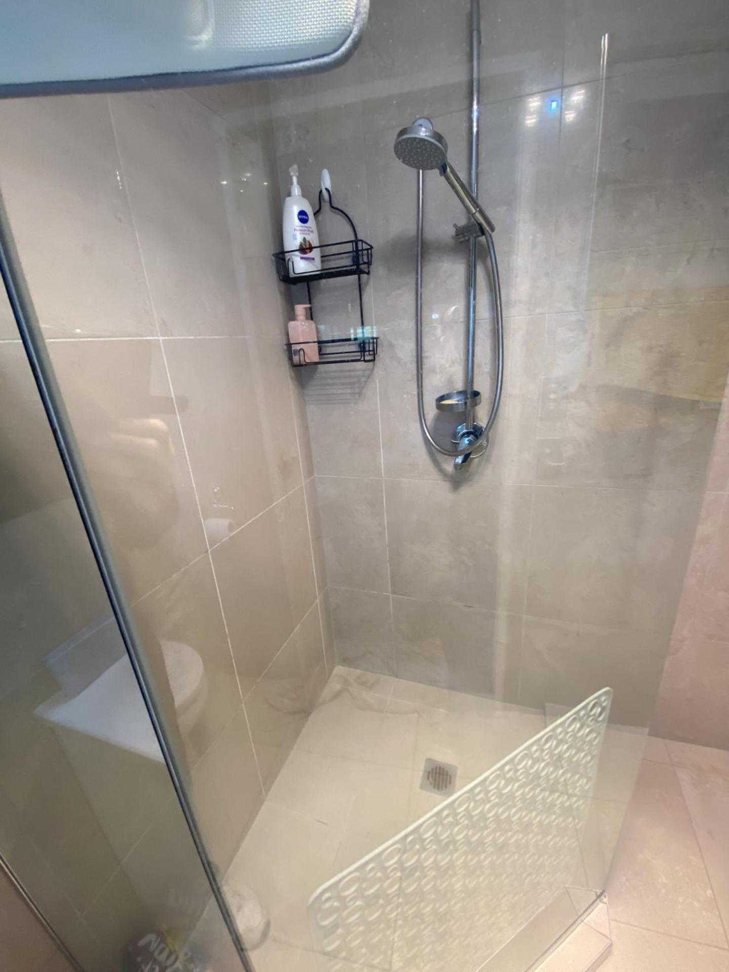 Close Motorway, Free Breakfast, Fabulous Views, Selfcontained Apartamento *