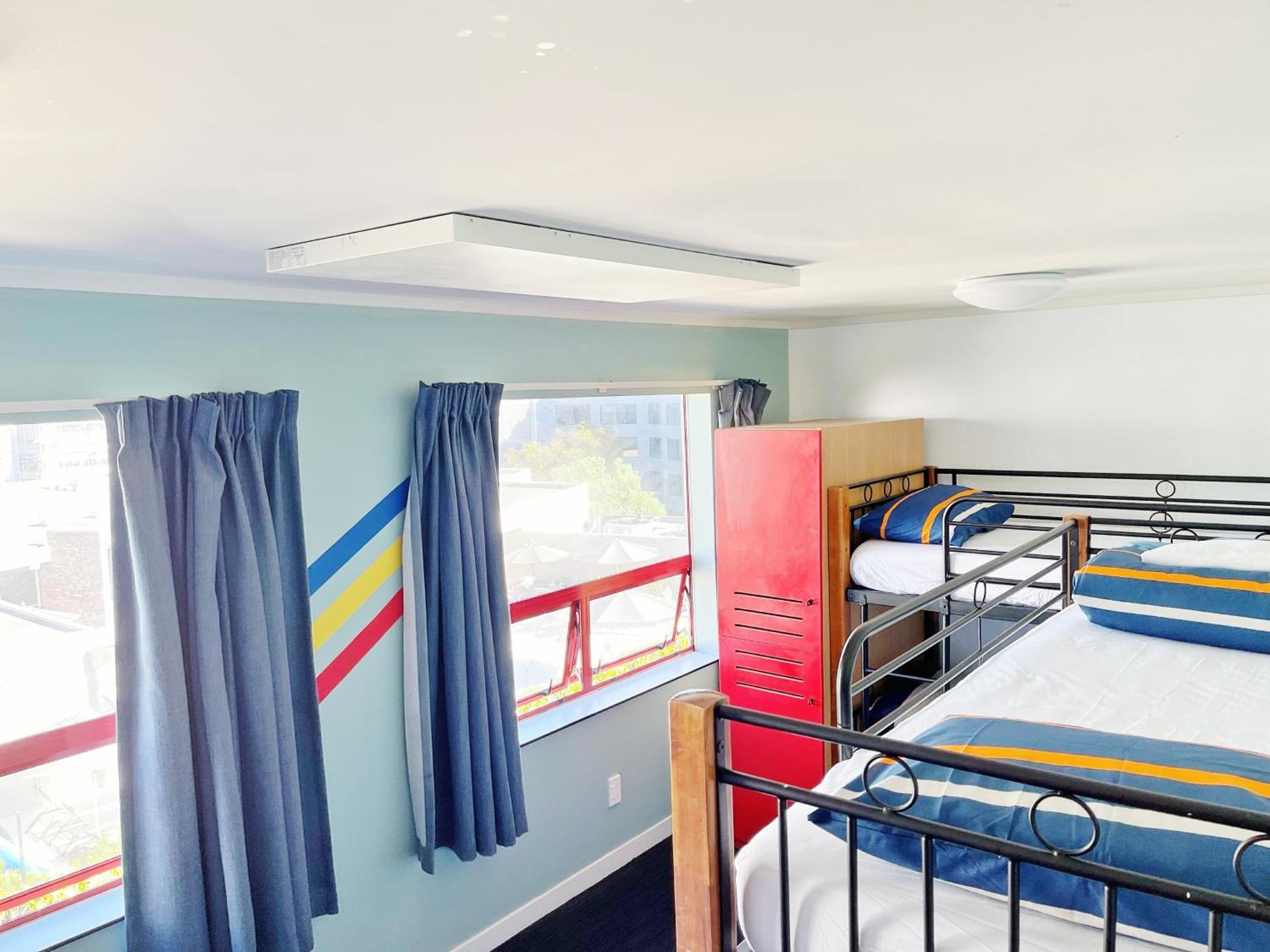 United Hostel *