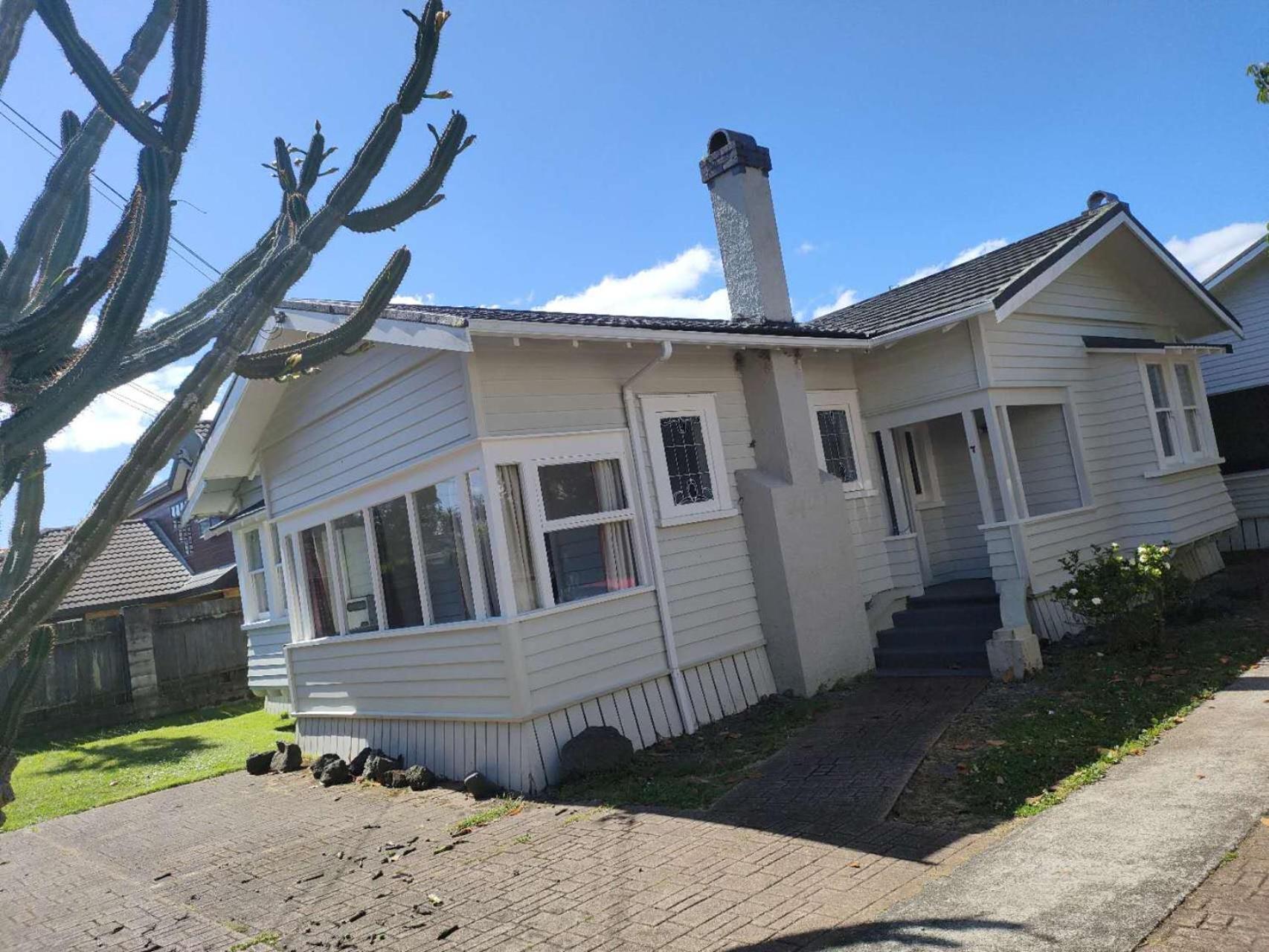 Cozy 5 Bedrooms House 7 Rangiatea Road, Epsom Auckland