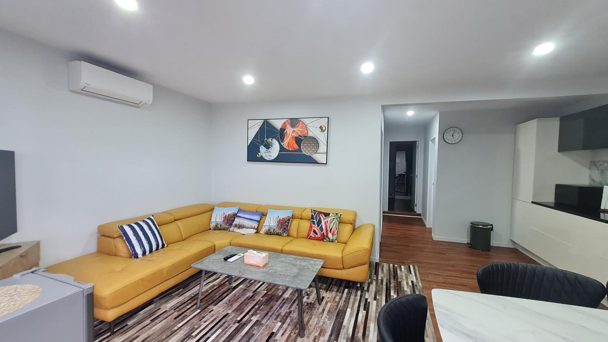 Holiday home 2 Bedroom Self Contained Near Cbd