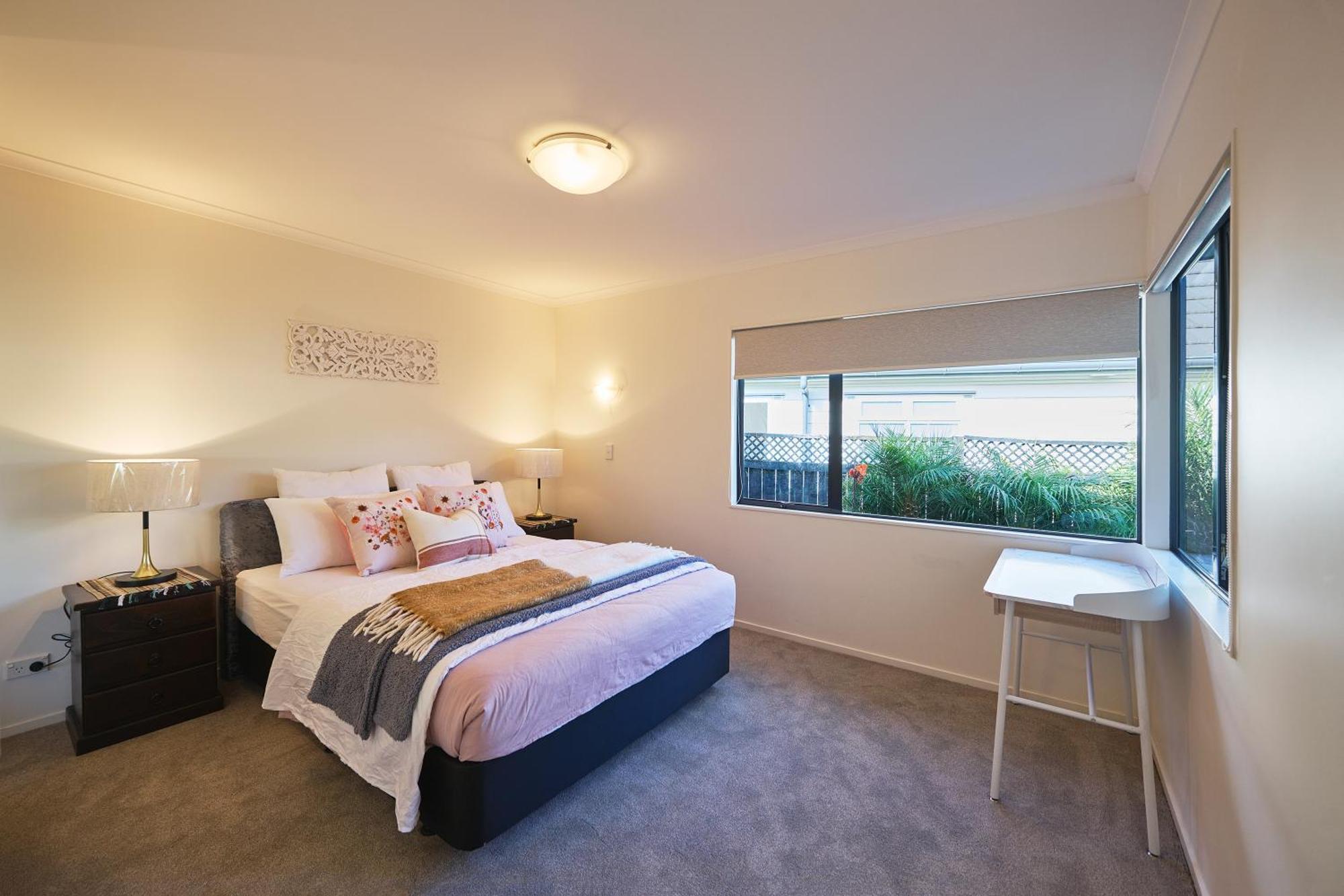 Apartment Entire Self Contained Two Bedroom-spacious And Comfortable *