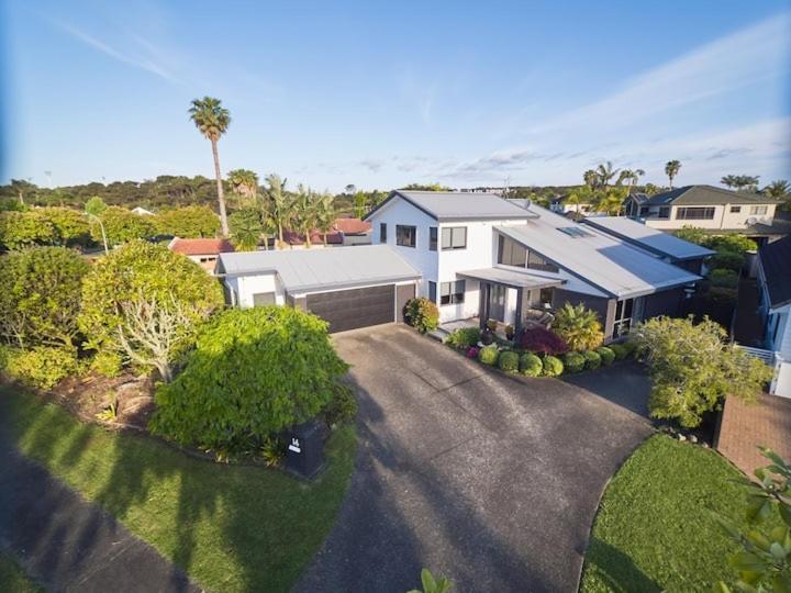 Entire Self Contained Two Bedroom-spacious And Comfortable *